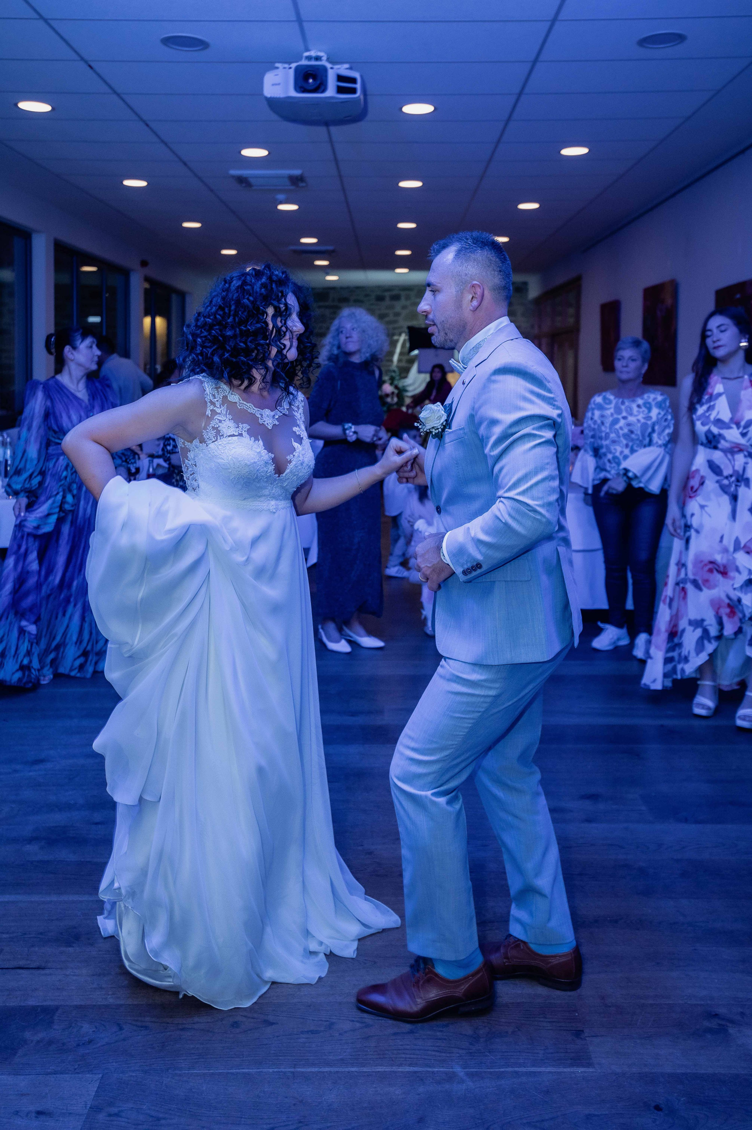 Freie Trauung in Würzburg – Marius & Carmen. Authentische, emotionale, zeitlose Hochzeitsfotografie aus Albstadt