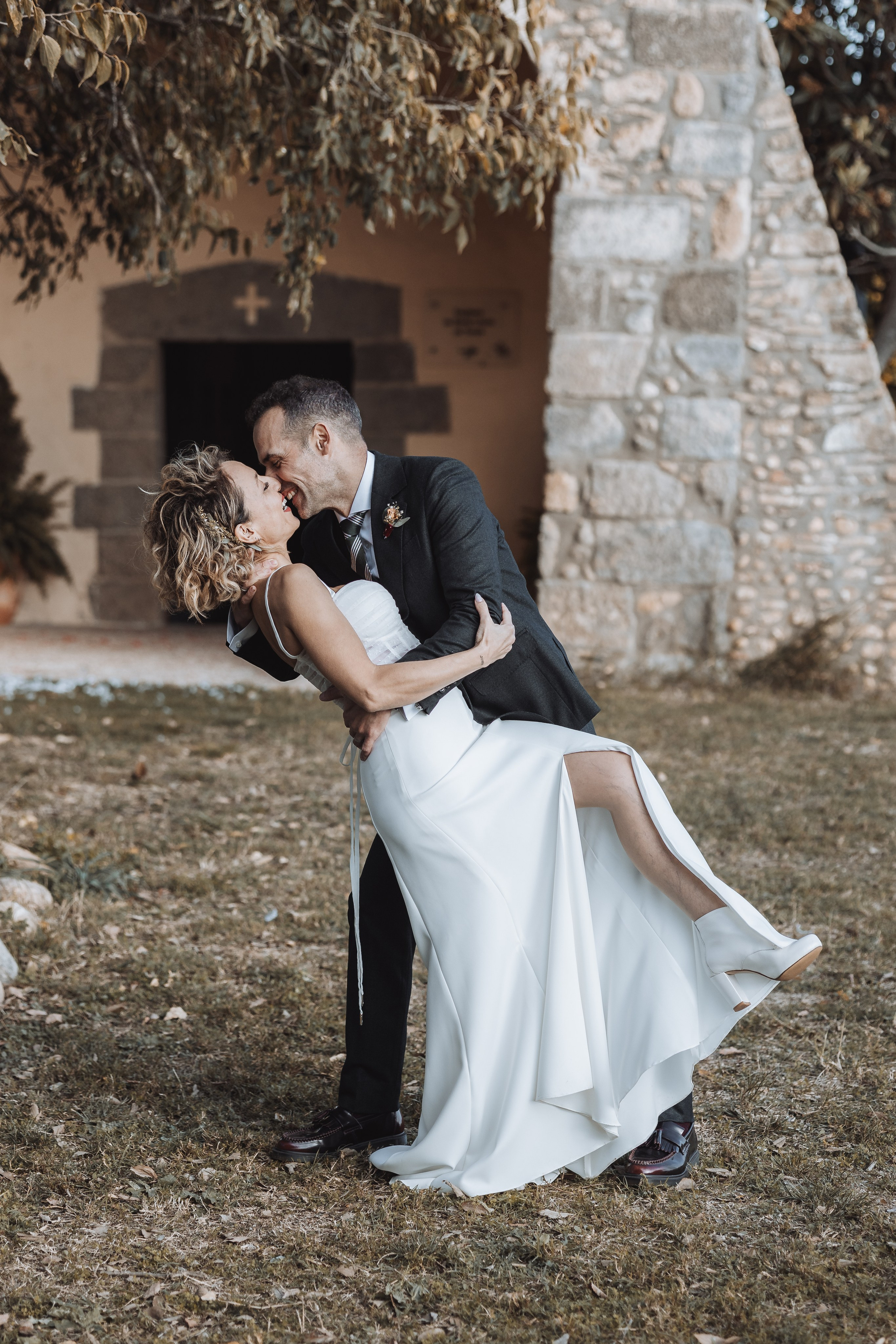Toñi+Marcos, 30.11.2024, Ermita de Santa Llúcia de Tonyà. Fotógrafa de bodas en Cataluña