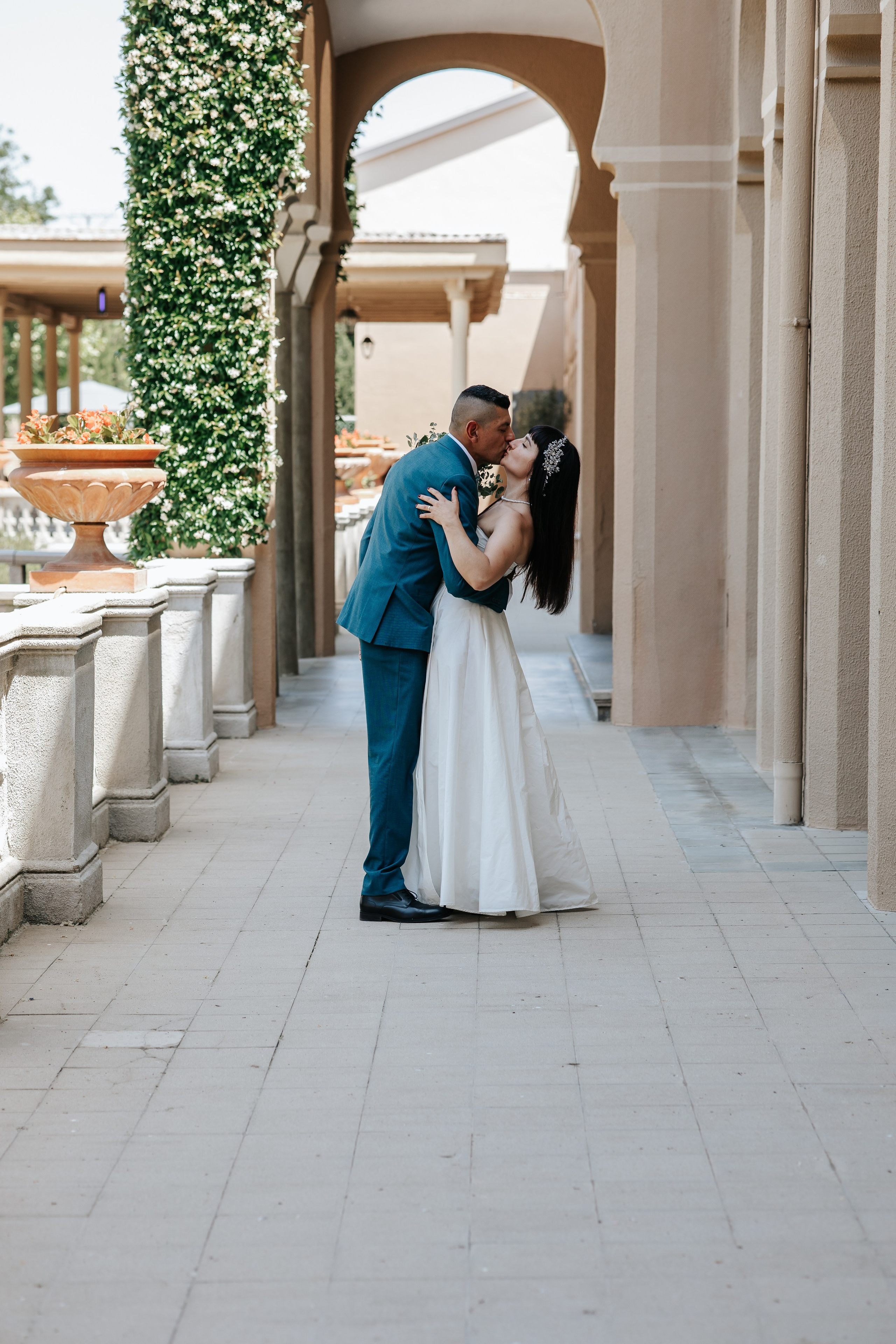 Silvia+Carlos, 31.5.2025, Balneario Vichy Catalan. Fotógrafa de bodas en Cataluña