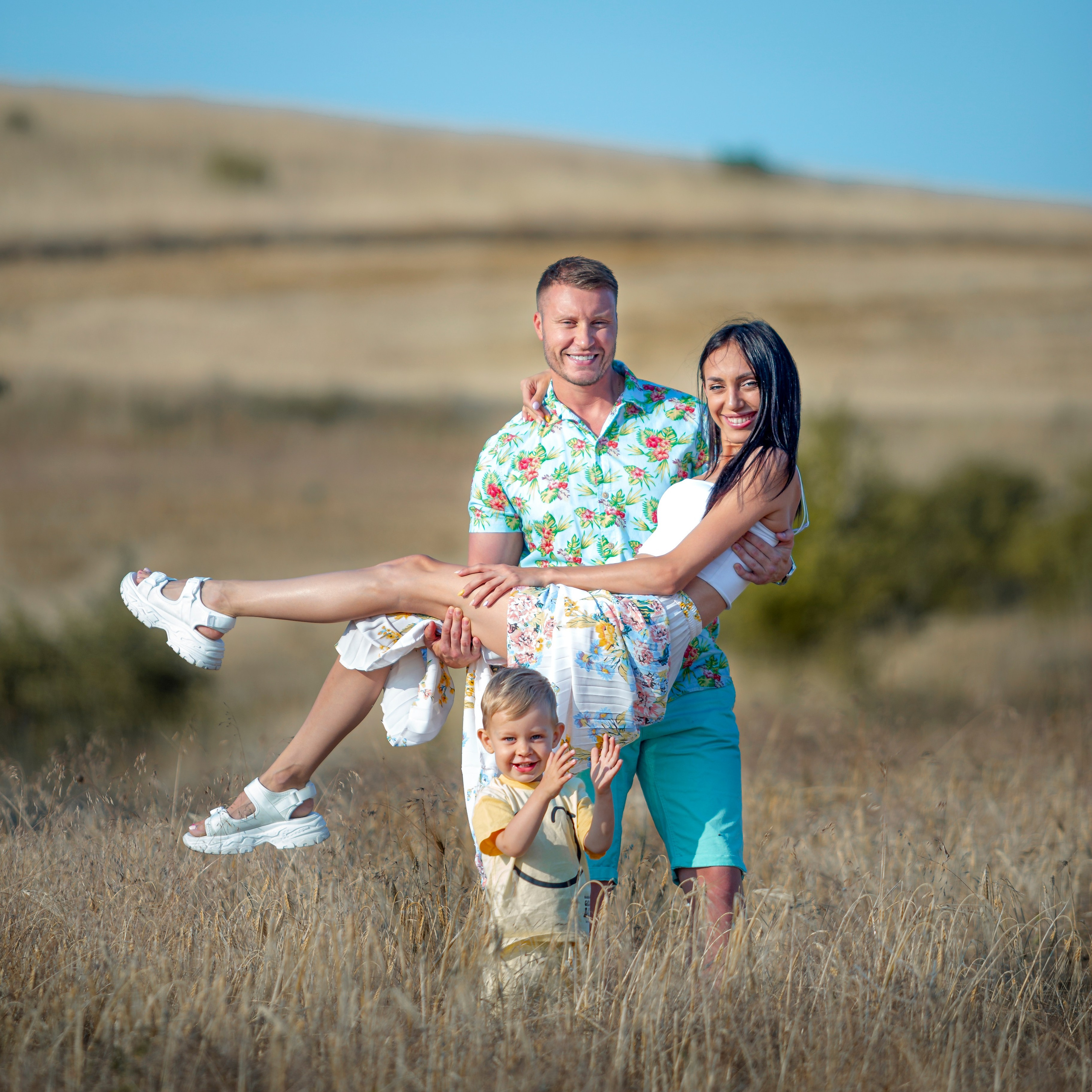 Семейни фотосесии. Фотограф Бургас. Фотосесии в студио и на открито, портрети, заснемане