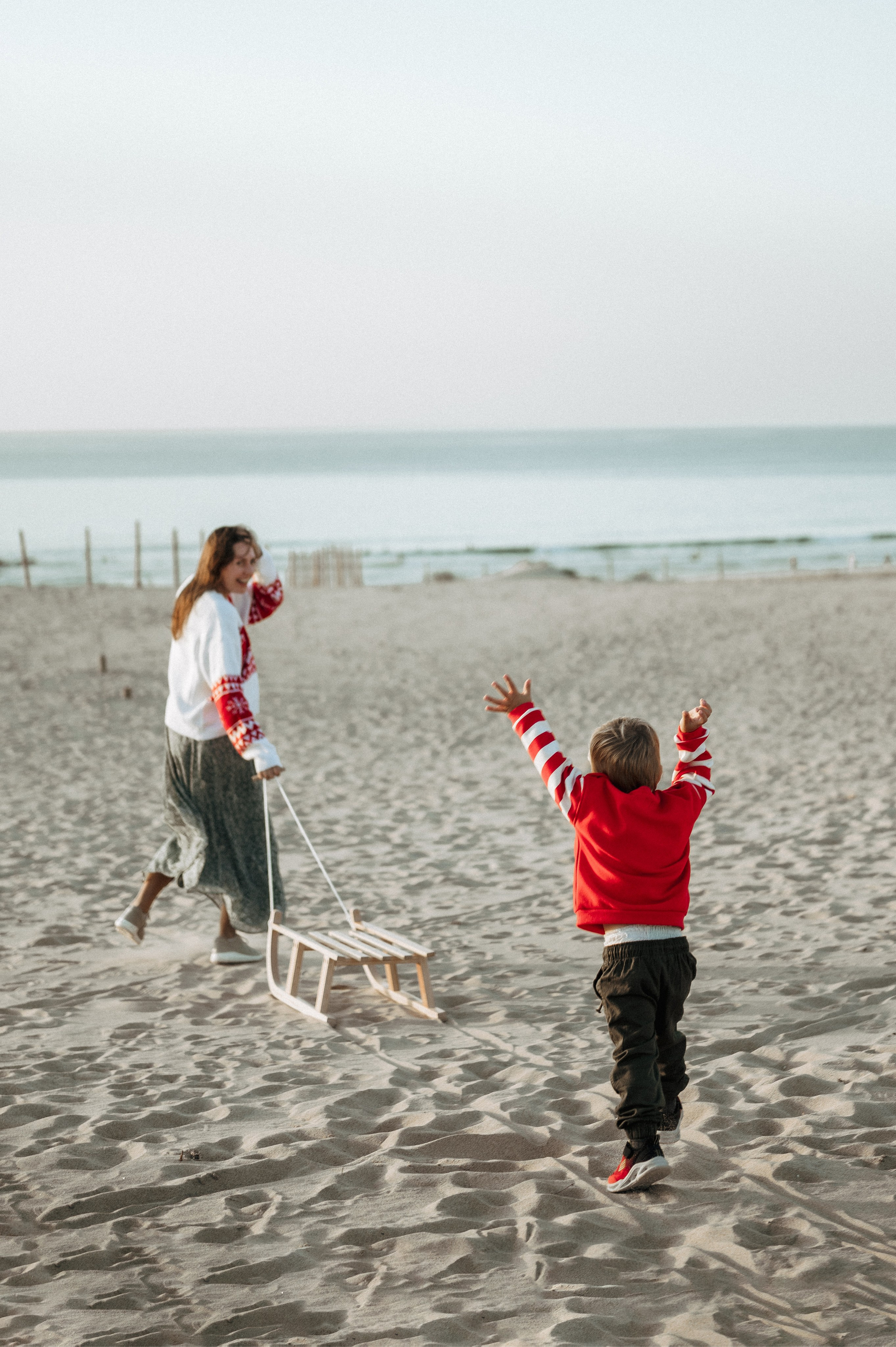 Sessão Fotográfica de Natal em Família na Praia, Sessão Fotográfica na Praia em Portugal, Sessão Fotográfica na Praia do Guincho, Sessão Fotográfica de Ano Novo em Família na Praia