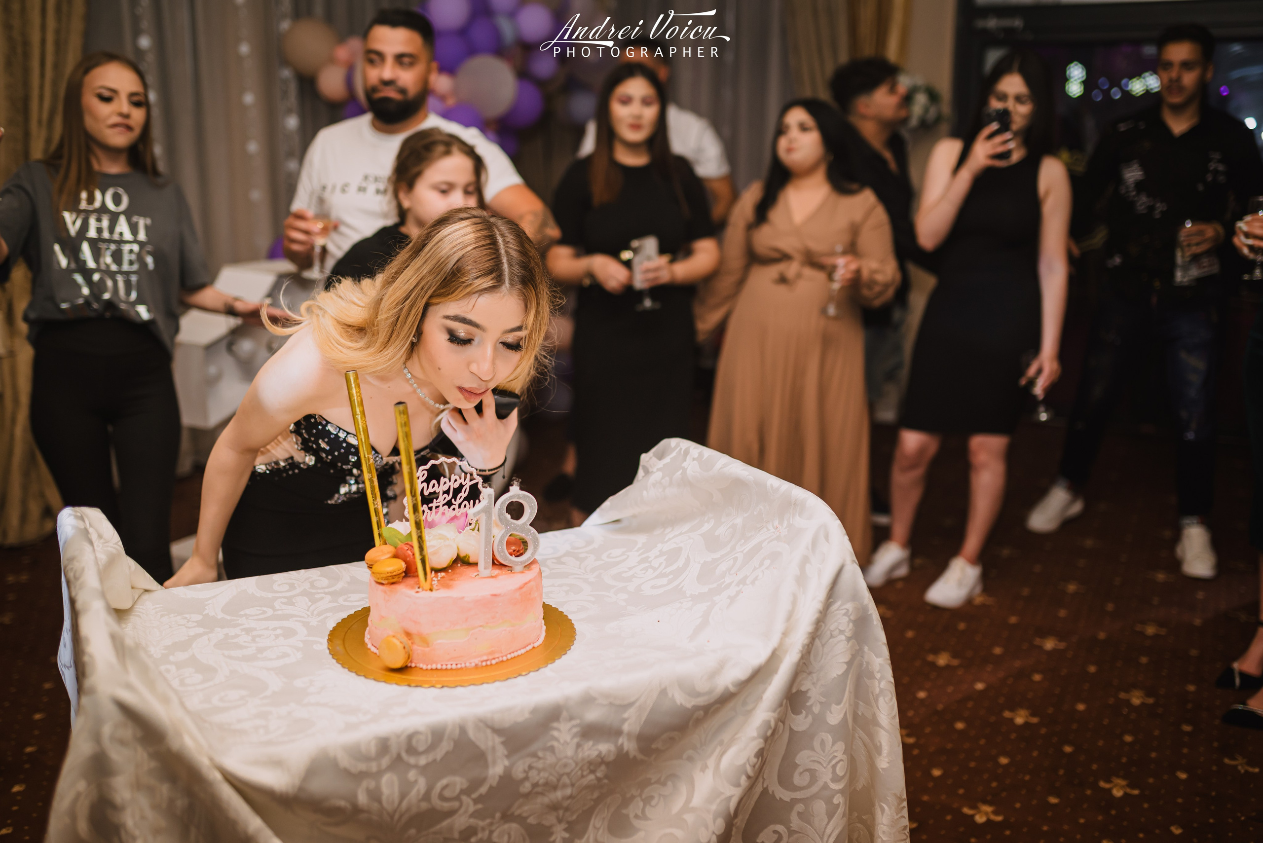 Majorate. Andrei Voicu Fotograf. Povești nescrise, surprinse atent