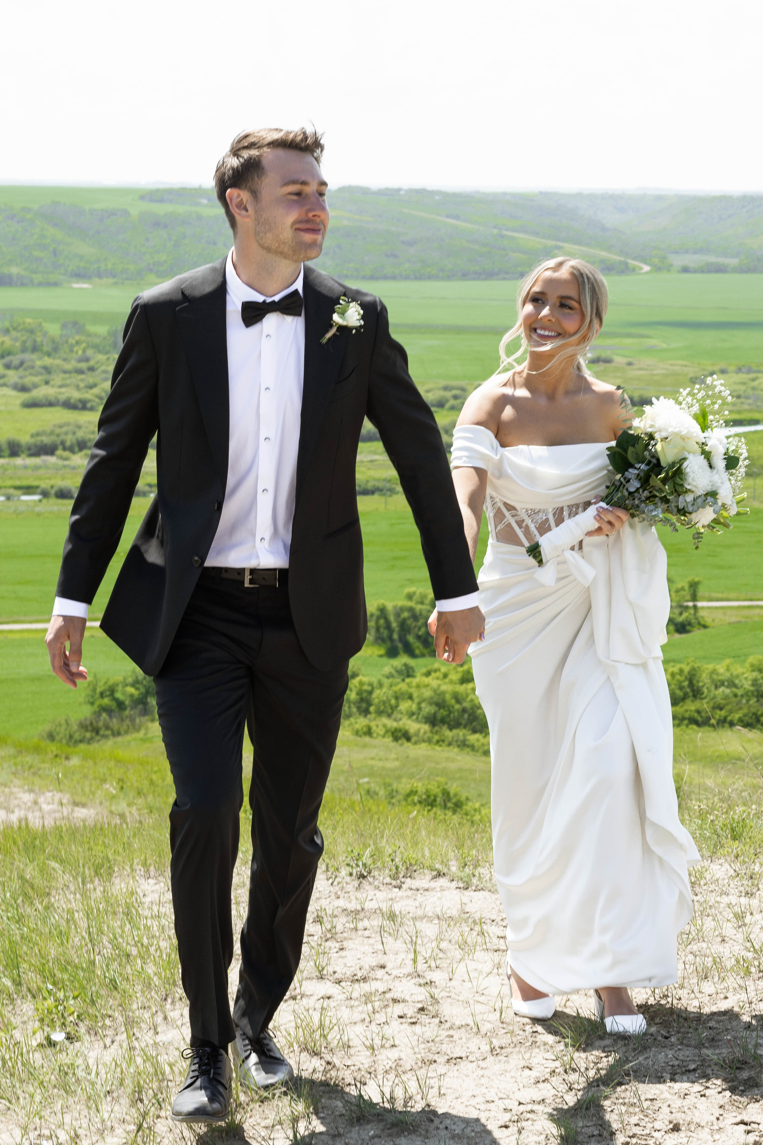 Beautiful Lakeside Wedding Photography. Wedding photography and videography in Regina, Saskatchewan