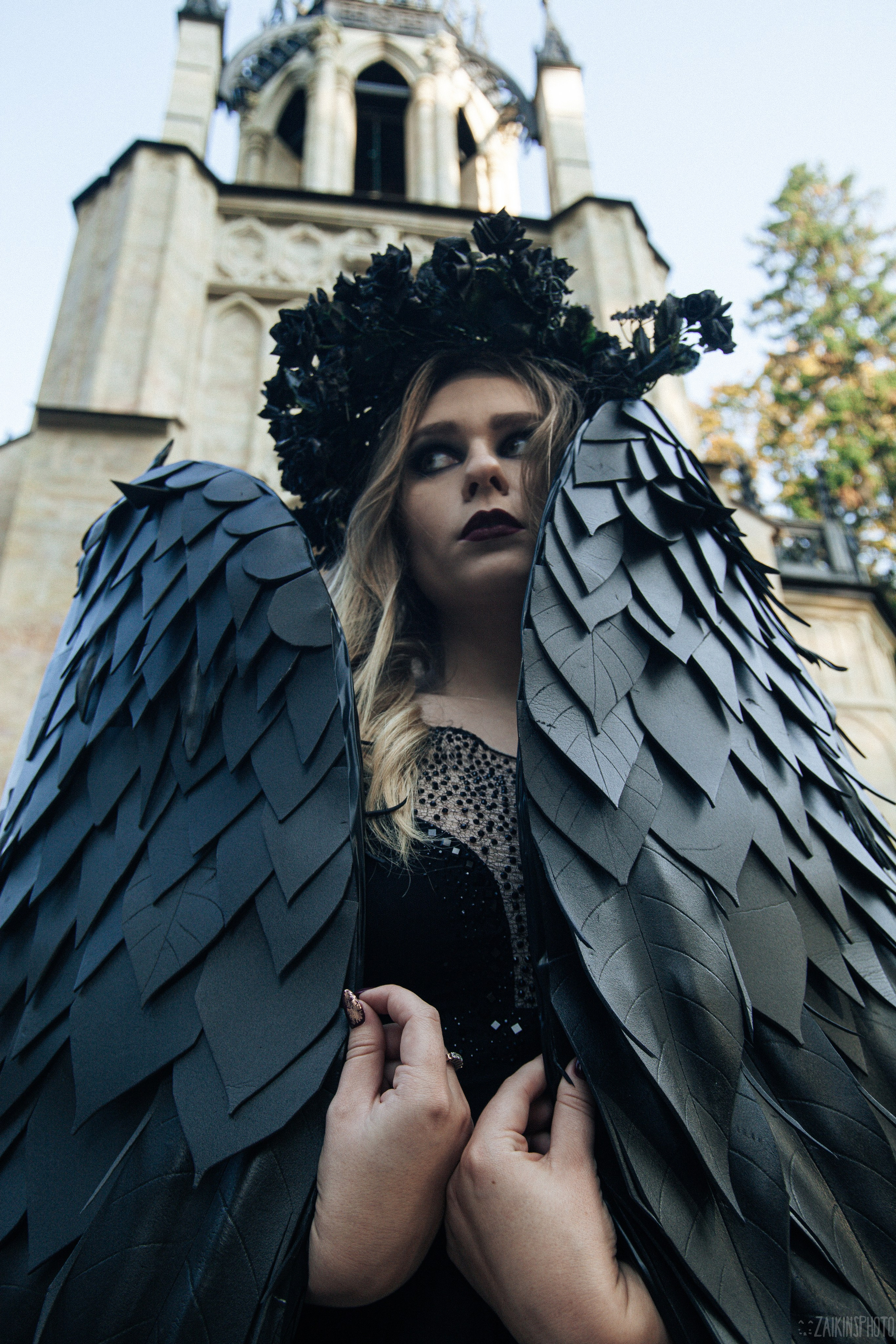 The Dark Autumn. Main