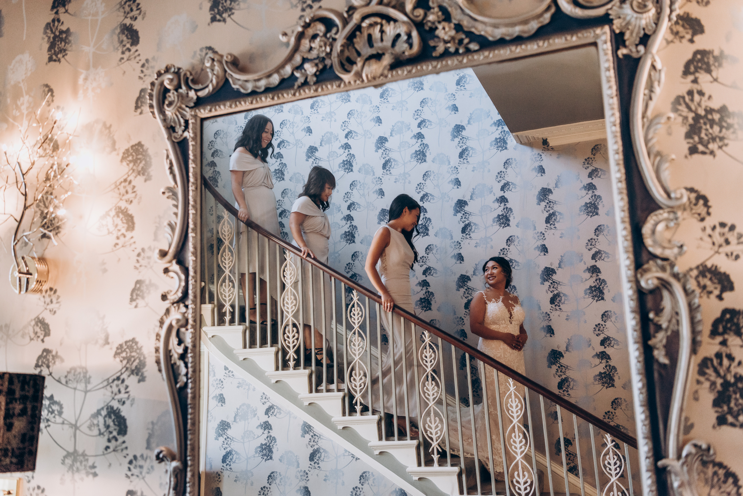 bridal party mirror photo reflection 