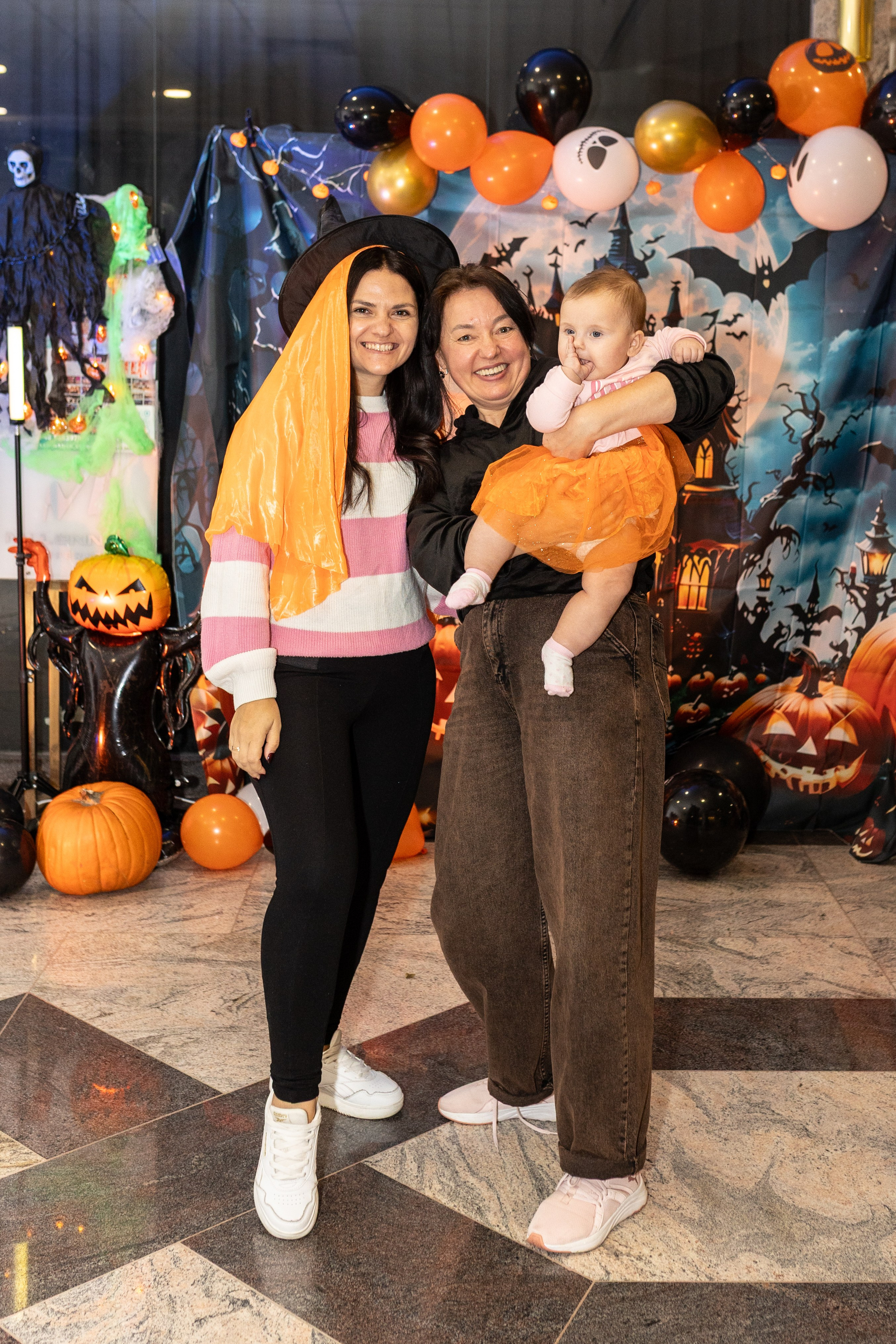 Leo dance studio Helloween 2025. Семейный и детский фотограф в Варшаве Мила Бобровская