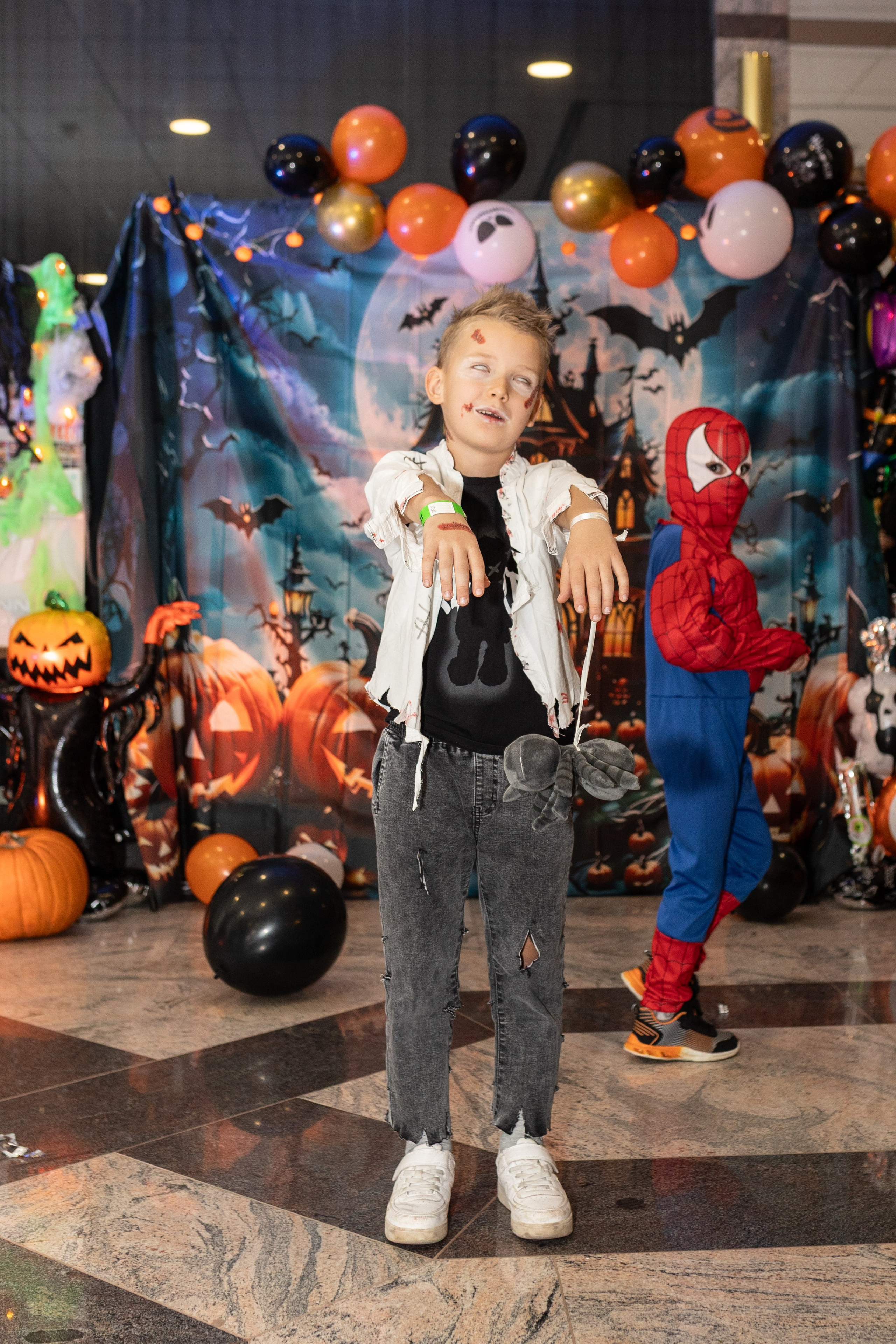 Leo dance studio Helloween 2025. Семейный и детский фотограф в Варшаве Мила Бобровская