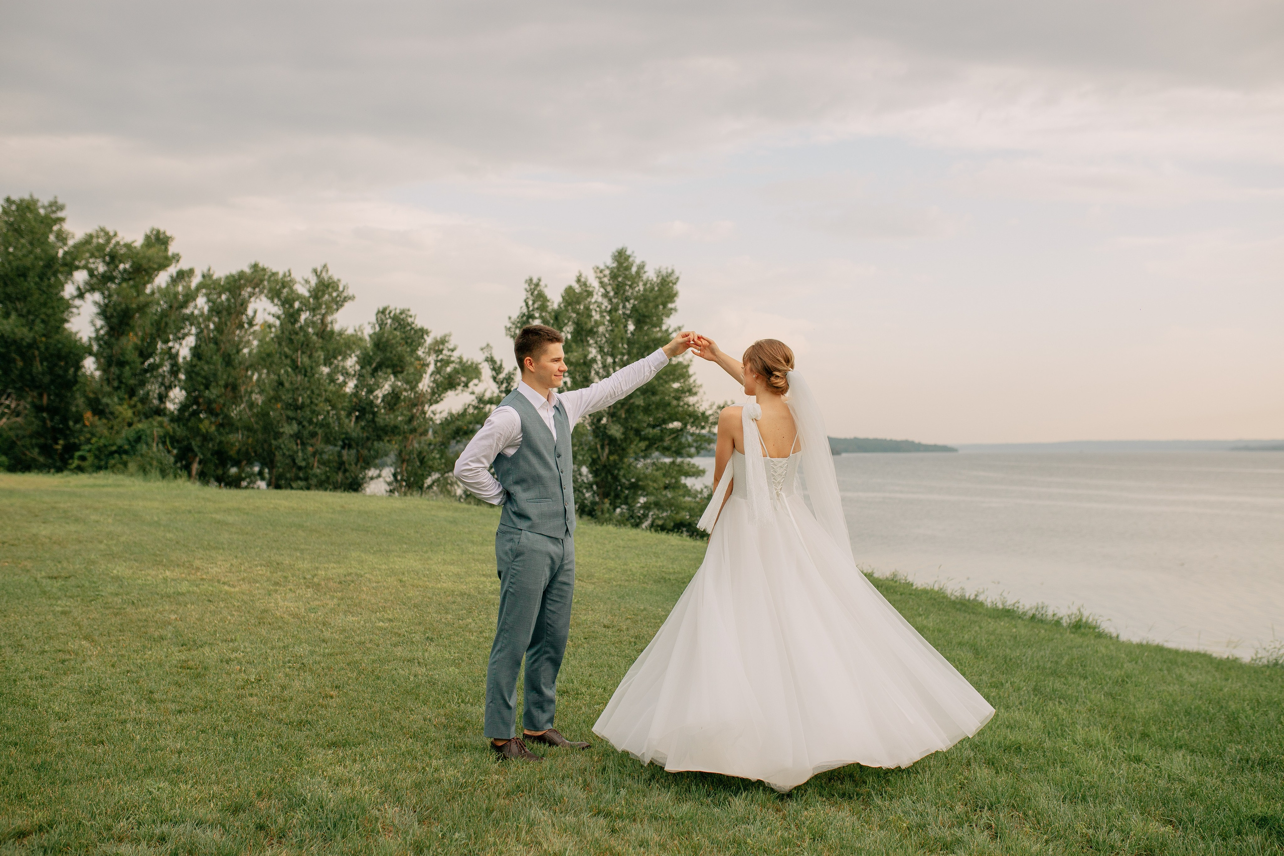 Reportage Wedding. Wedding photographer and videographer Europe