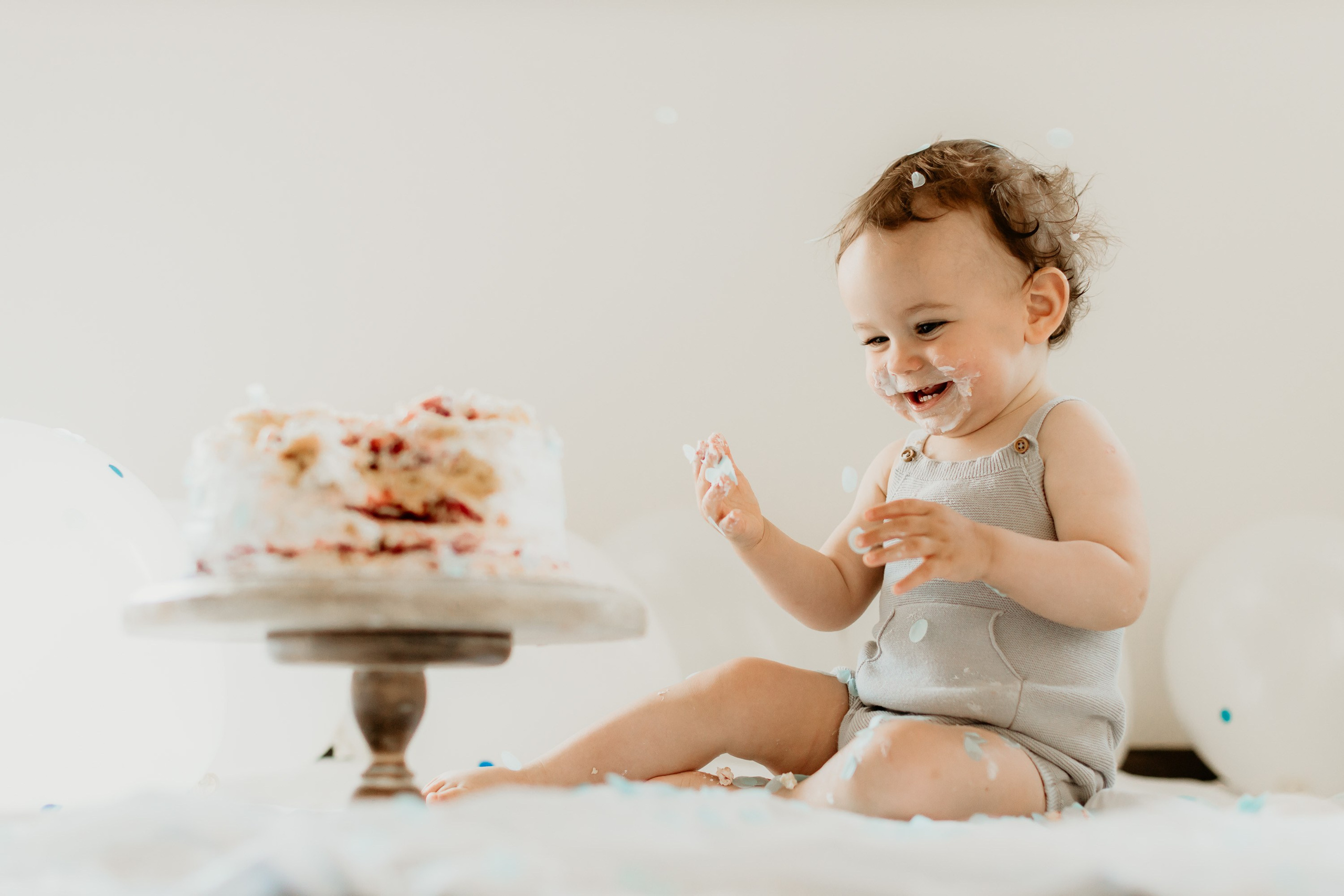 Cake Smash Session. Family and children photographer in Belgrade Milja Ciric