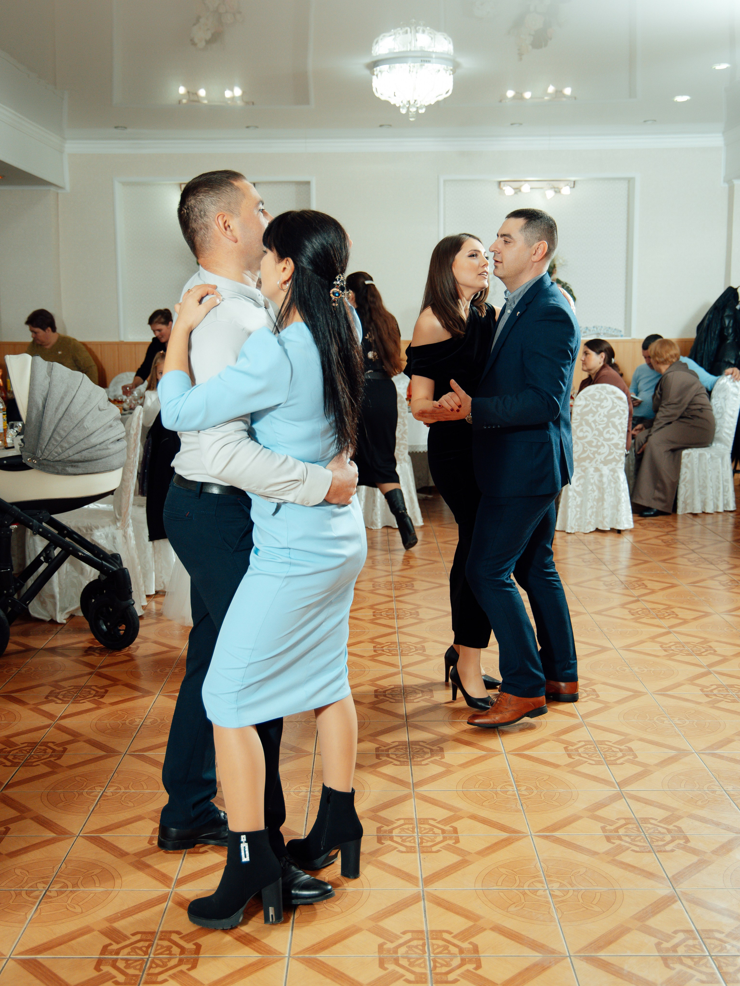 Cumetrie. Свадебный Фотограф, Детский и семейый Фотограф Молдова