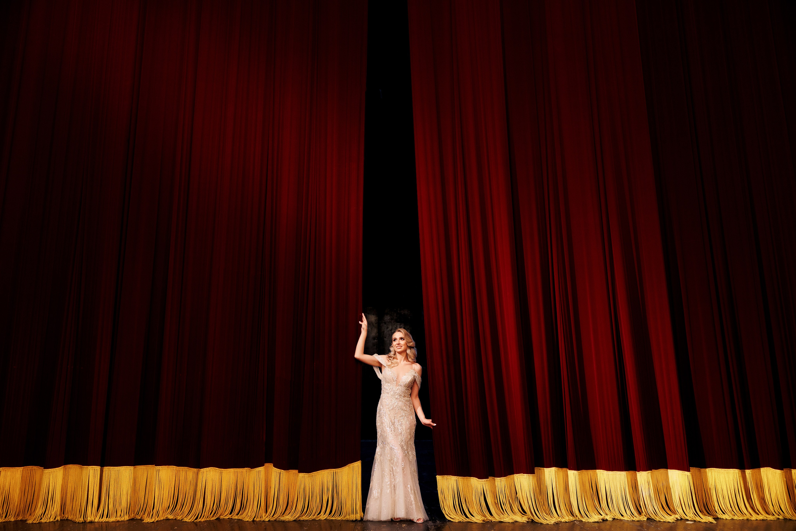 Atingerea e Dragoste. Servicii Foto Video în Chișinău și Europa ID-Brothers