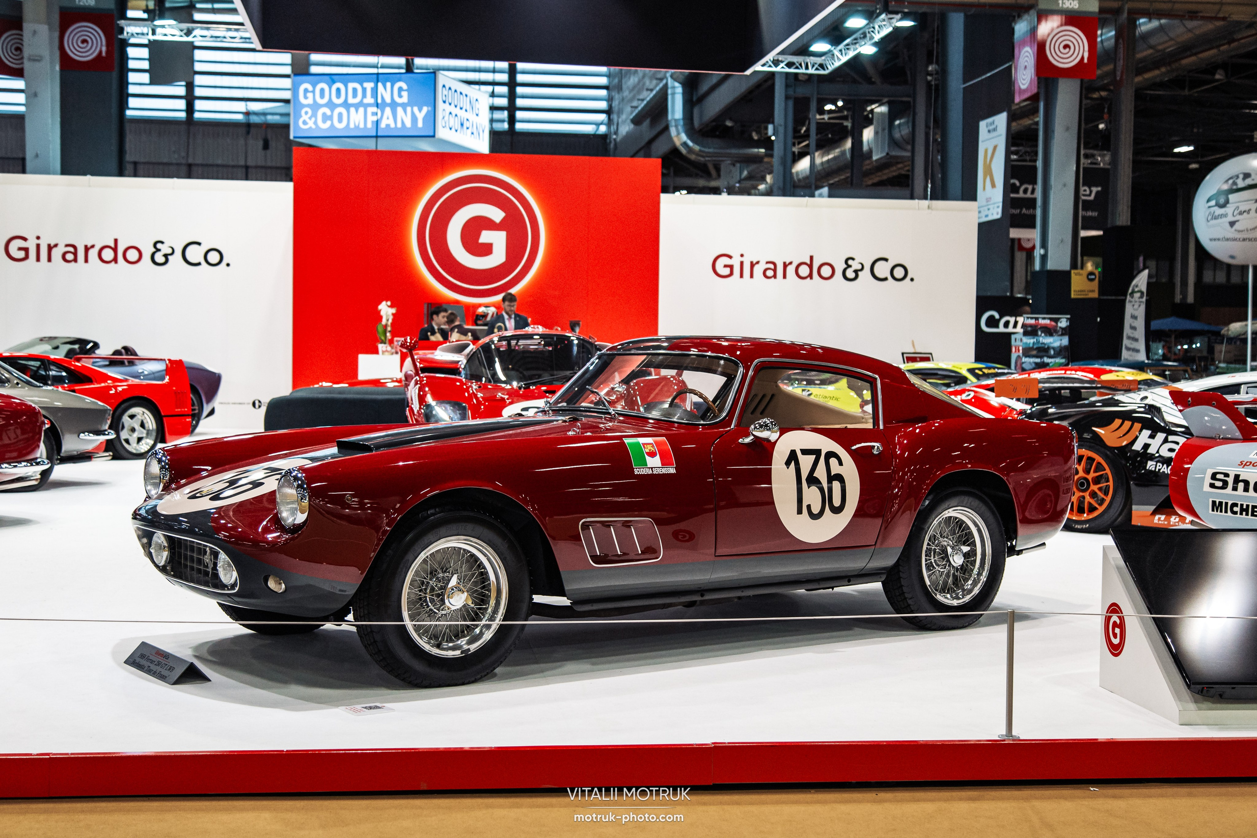 Retromobile 2023. Photographer in Paris — Vitalii Motruk