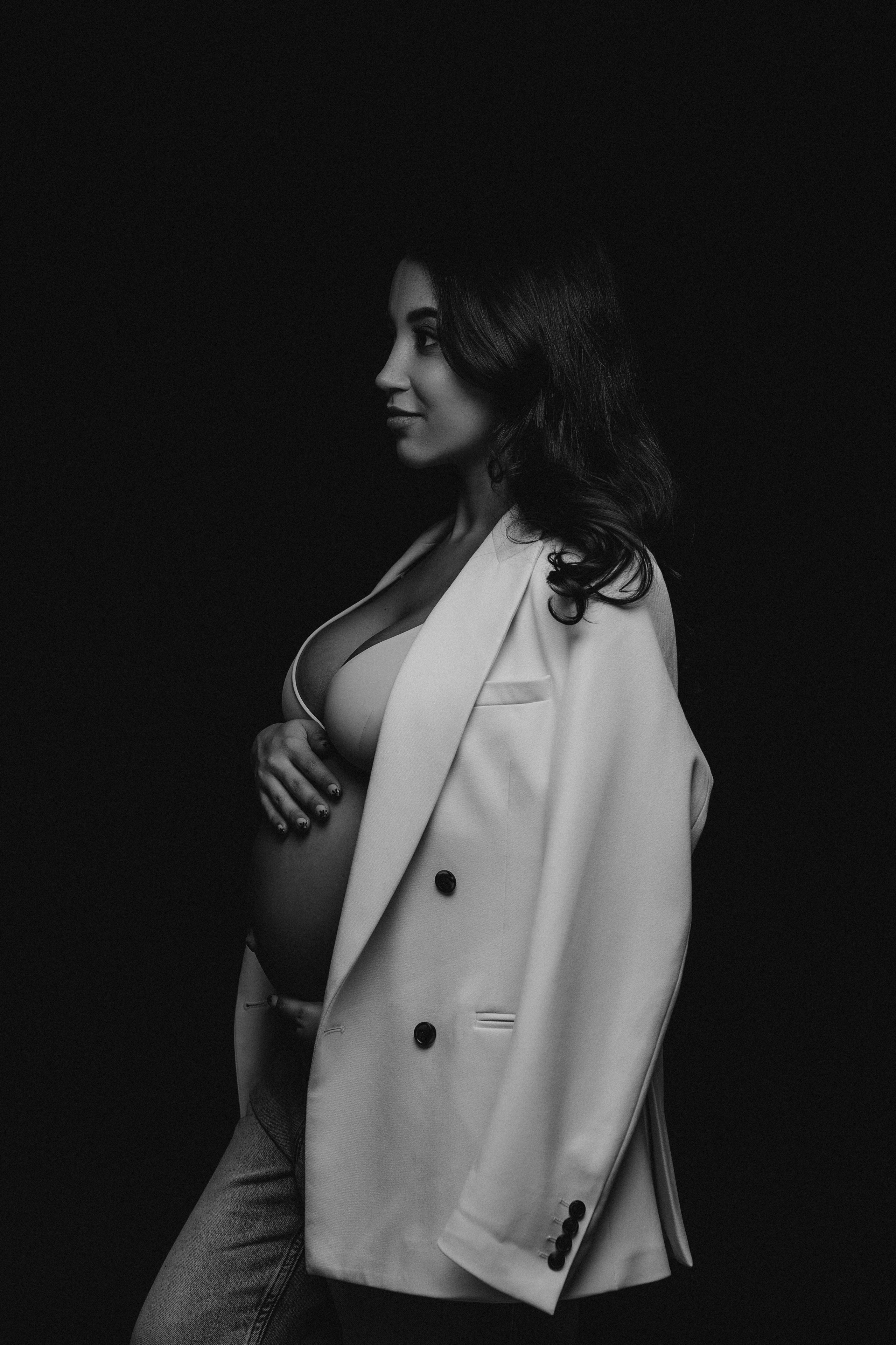 STUDIO: Barbara. Maternity/Love story/Wedding photographer