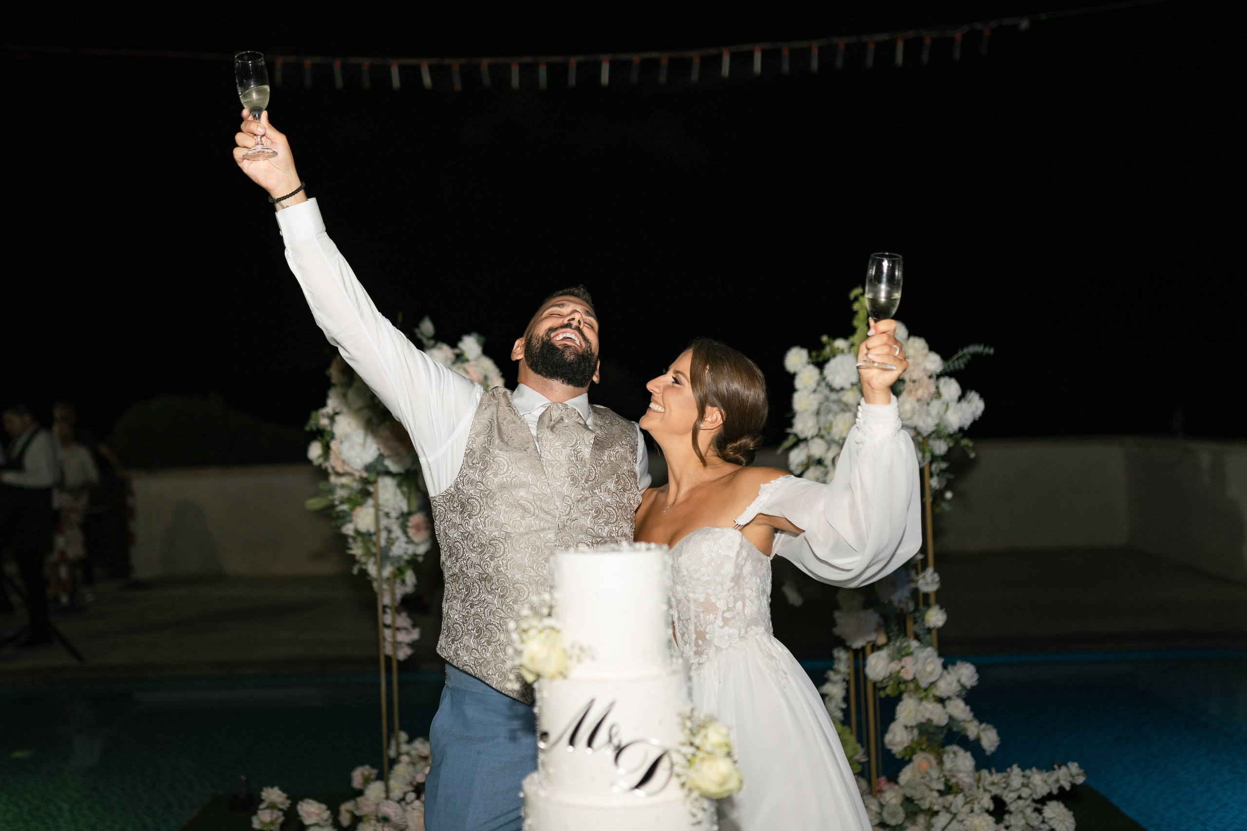 M&D|Between City Lights and Hidden Oasis. Black Sheep Produkcija| Wedding Photography and Wedding Films, based in Kragujevac, Europe / Fotograf i videograf, Kragujevac, Srbija