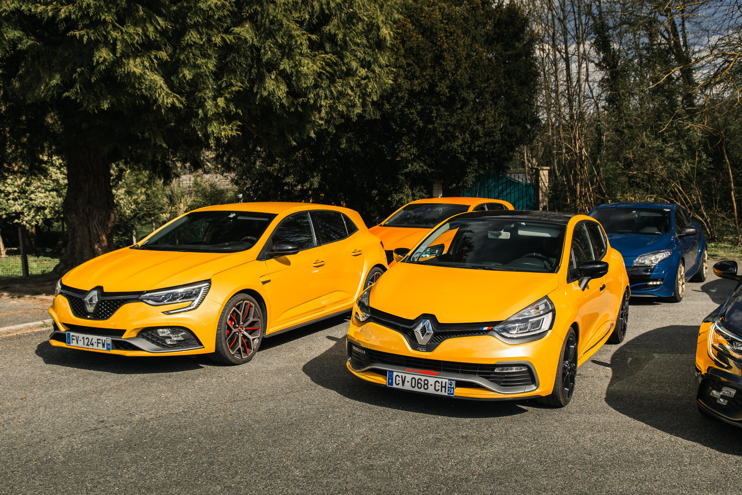 Balade avec Renault Sport. Photographer in Paris — Vitalii Motruk