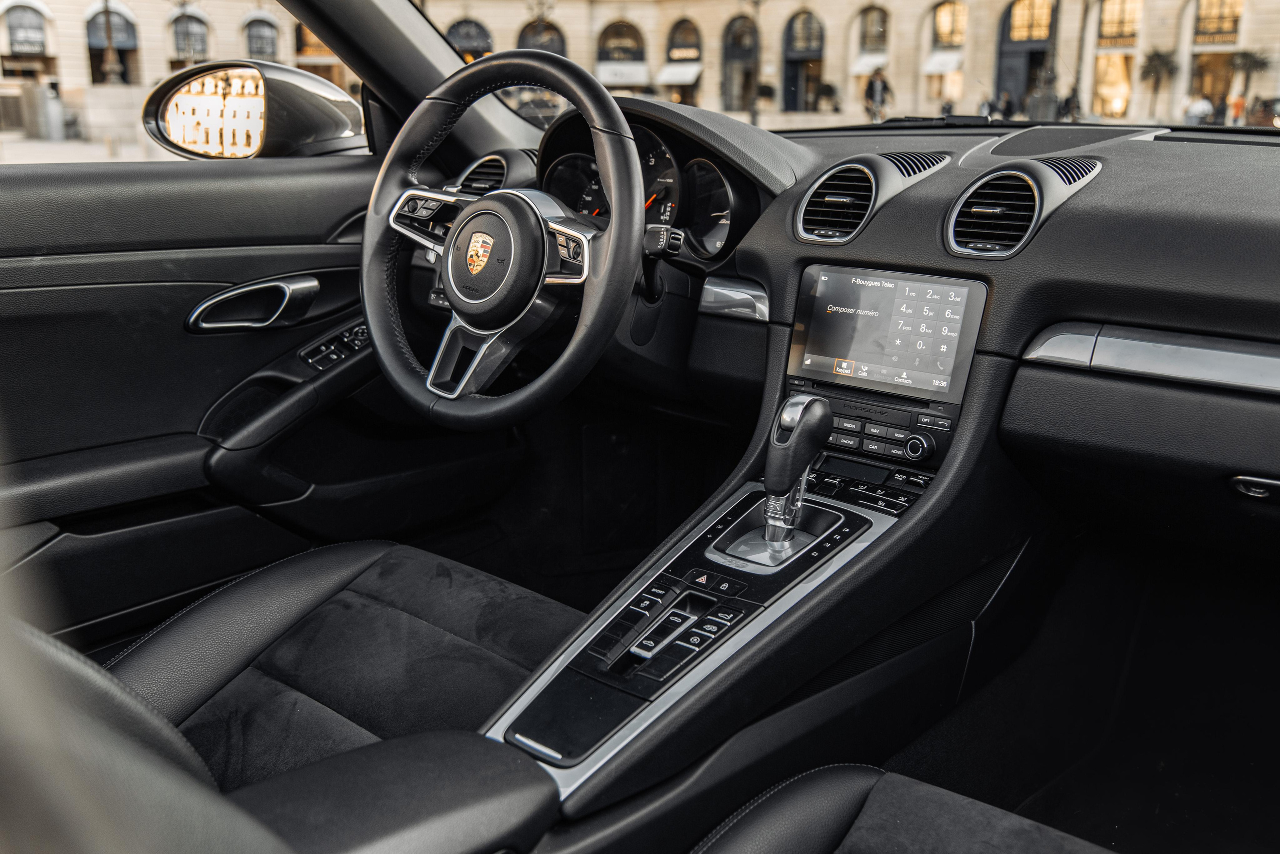 Porsche Boxter. Photographer in Paris — Vitalii Motruk