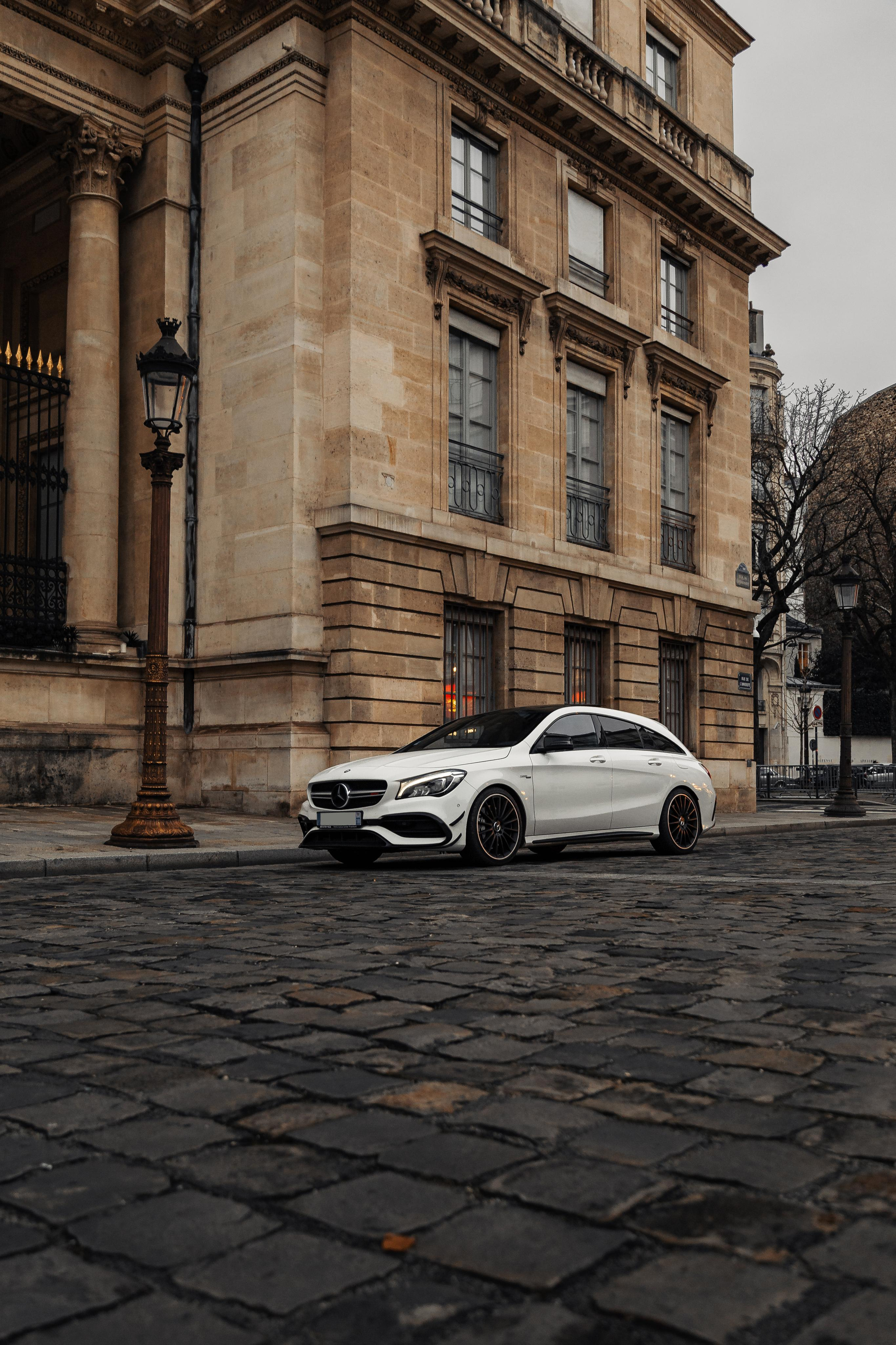 Mercedes-Benz CLA 45 AMG. Photographer in Paris — Vitalii Motruk