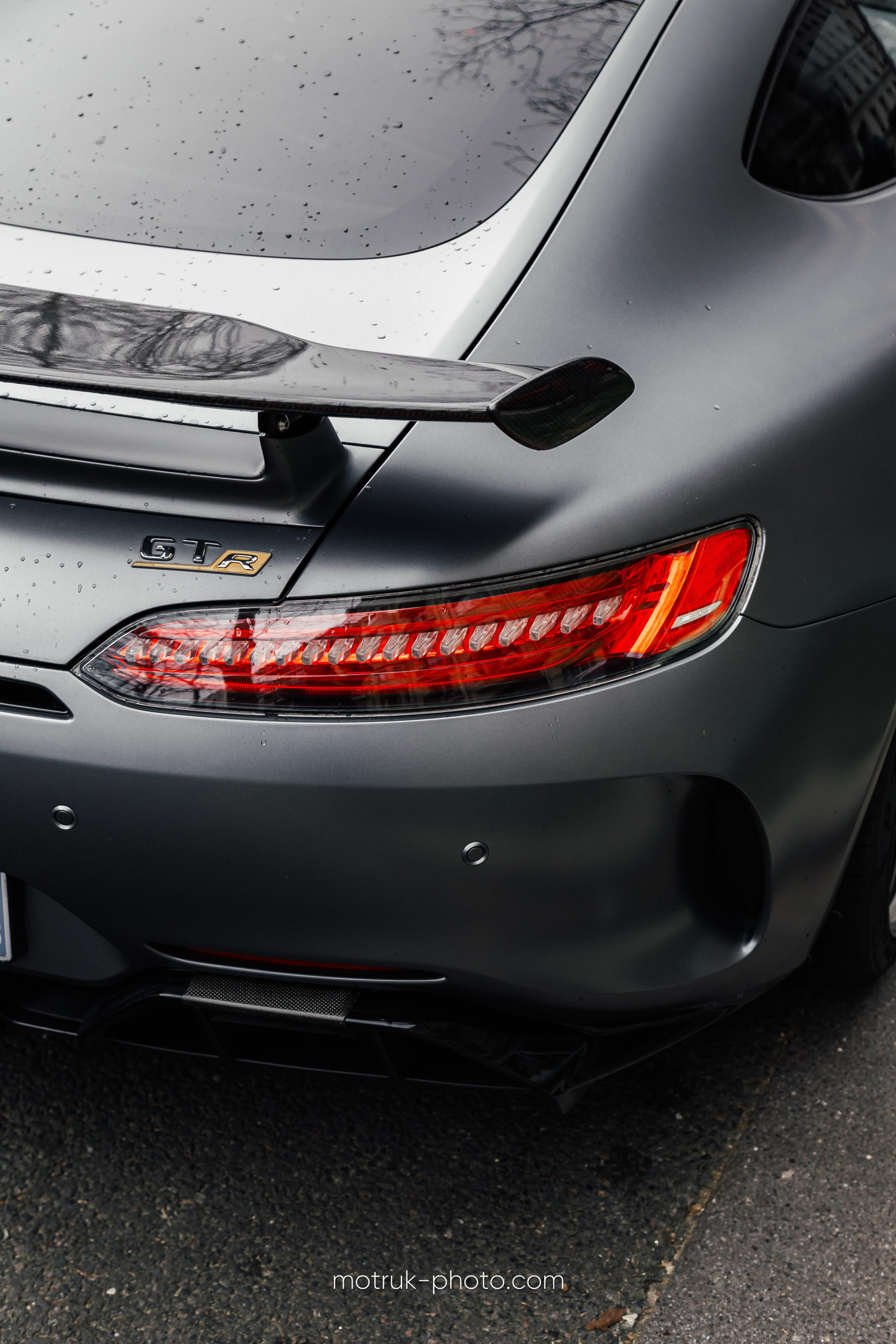 Place Vauban 23 janvier. Photographer in Paris — Vitalii Motruk