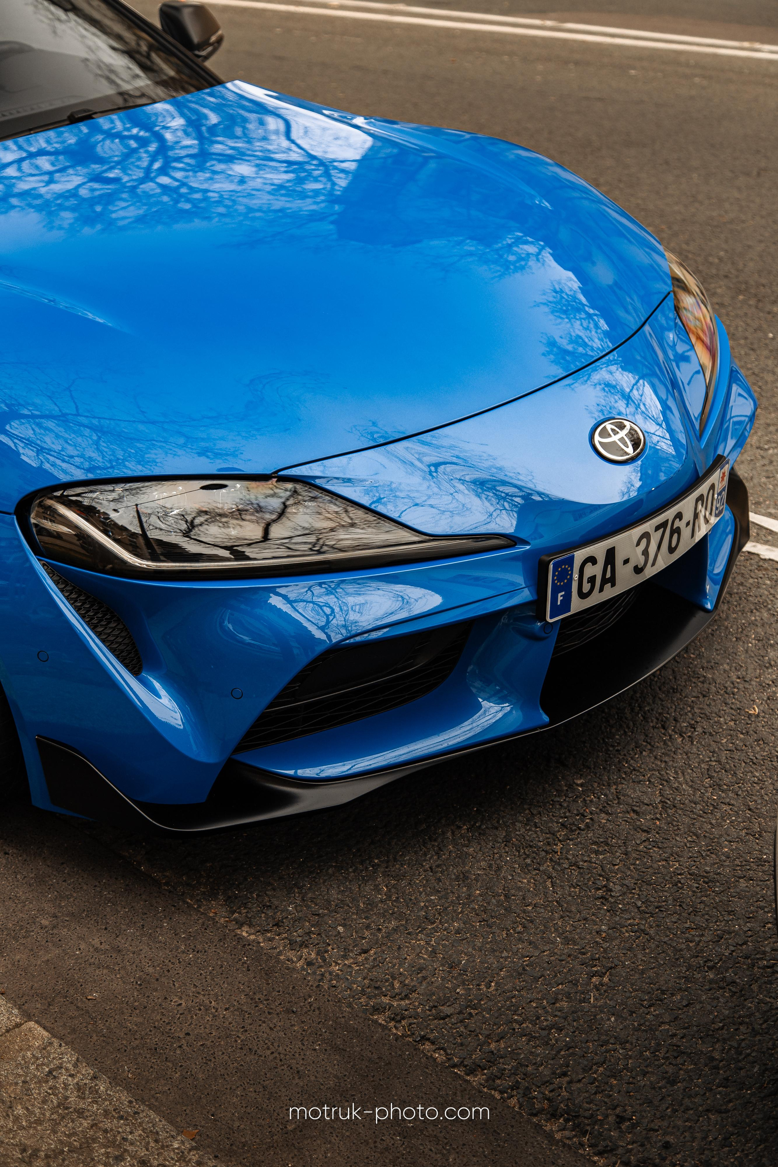 Place Vauban 23 janvier. Photographer in Paris — Vitalii Motruk