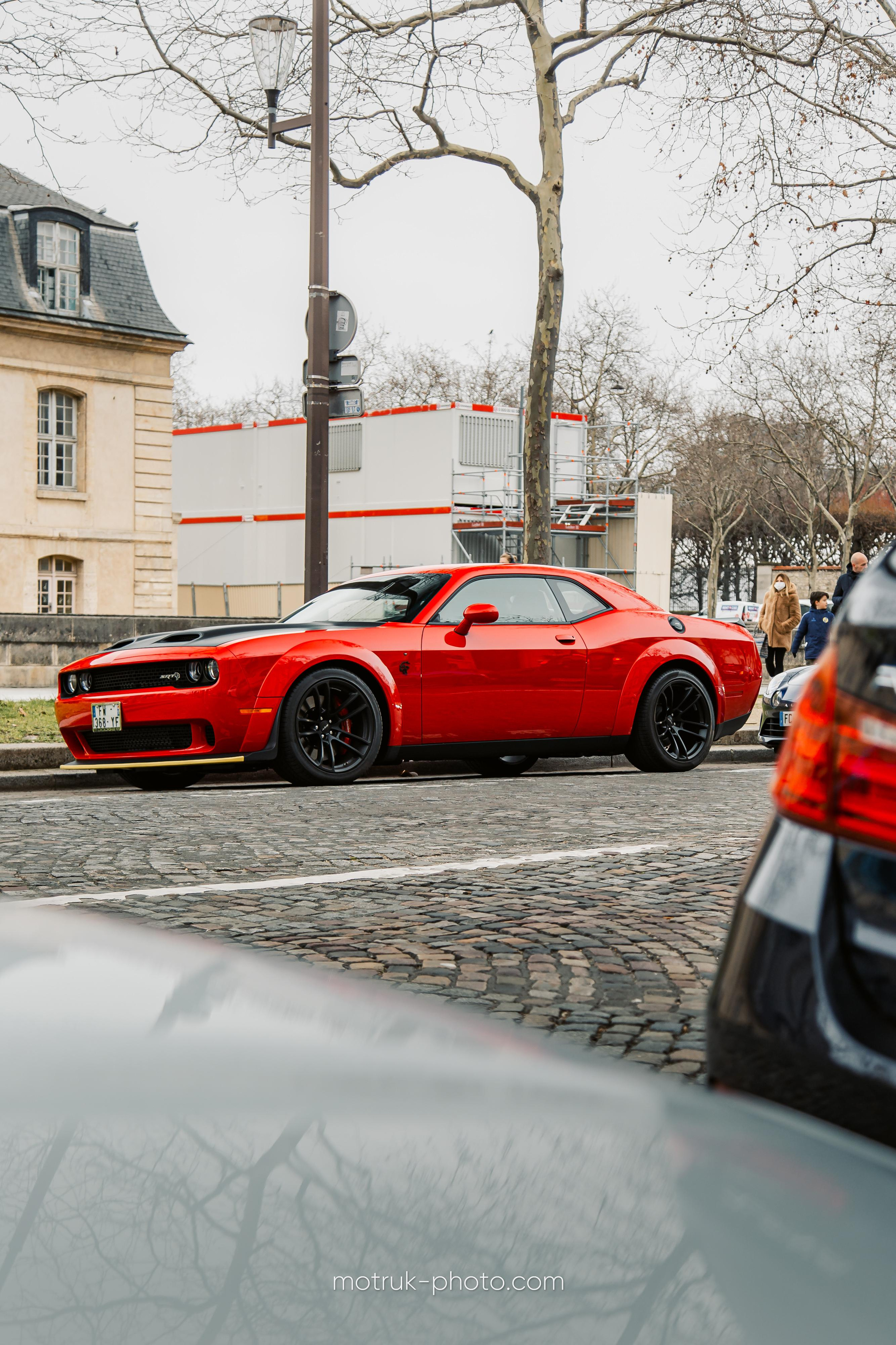 Place Vauban 23 janvier. Photographer in Paris — Vitalii Motruk