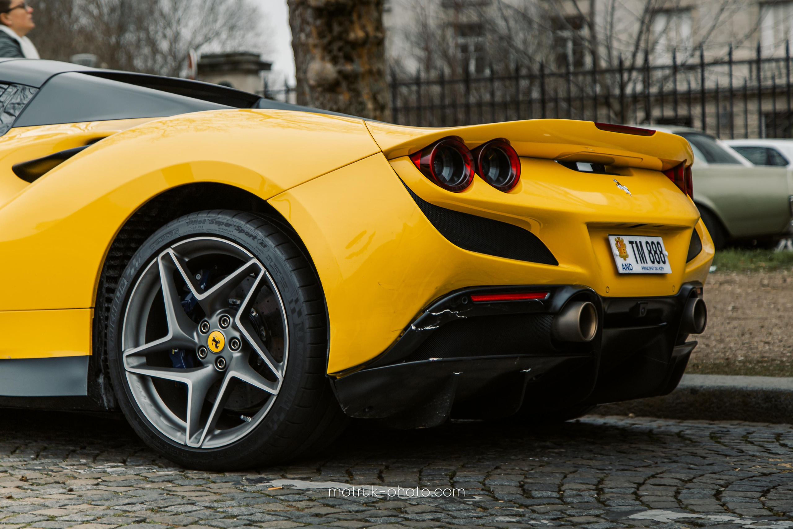 Place Vauban 23 janvier. Photographer in Paris — Vitalii Motruk