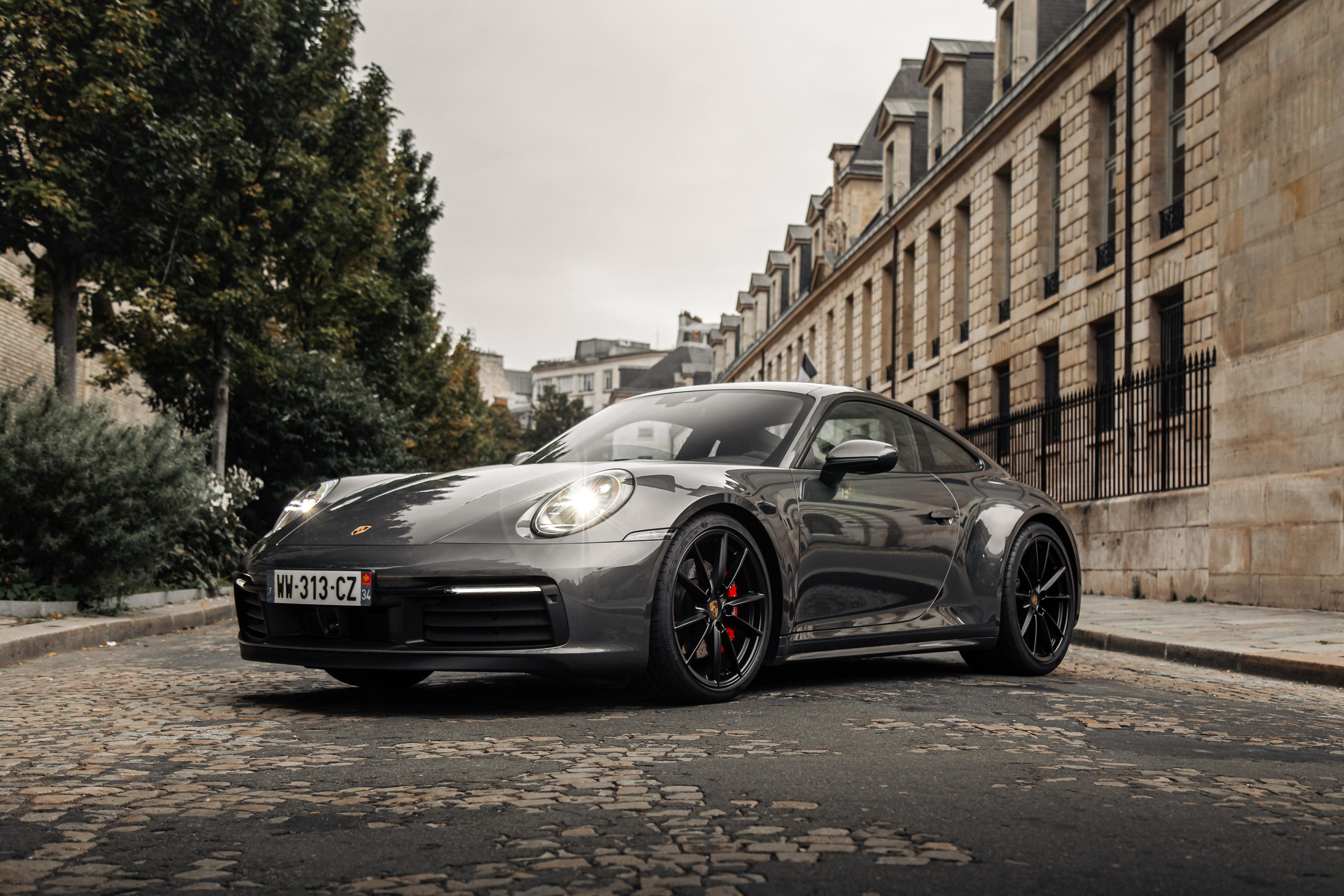 Porsche 911 Carrera S. Photographer in Paris — Vitalii Motruk