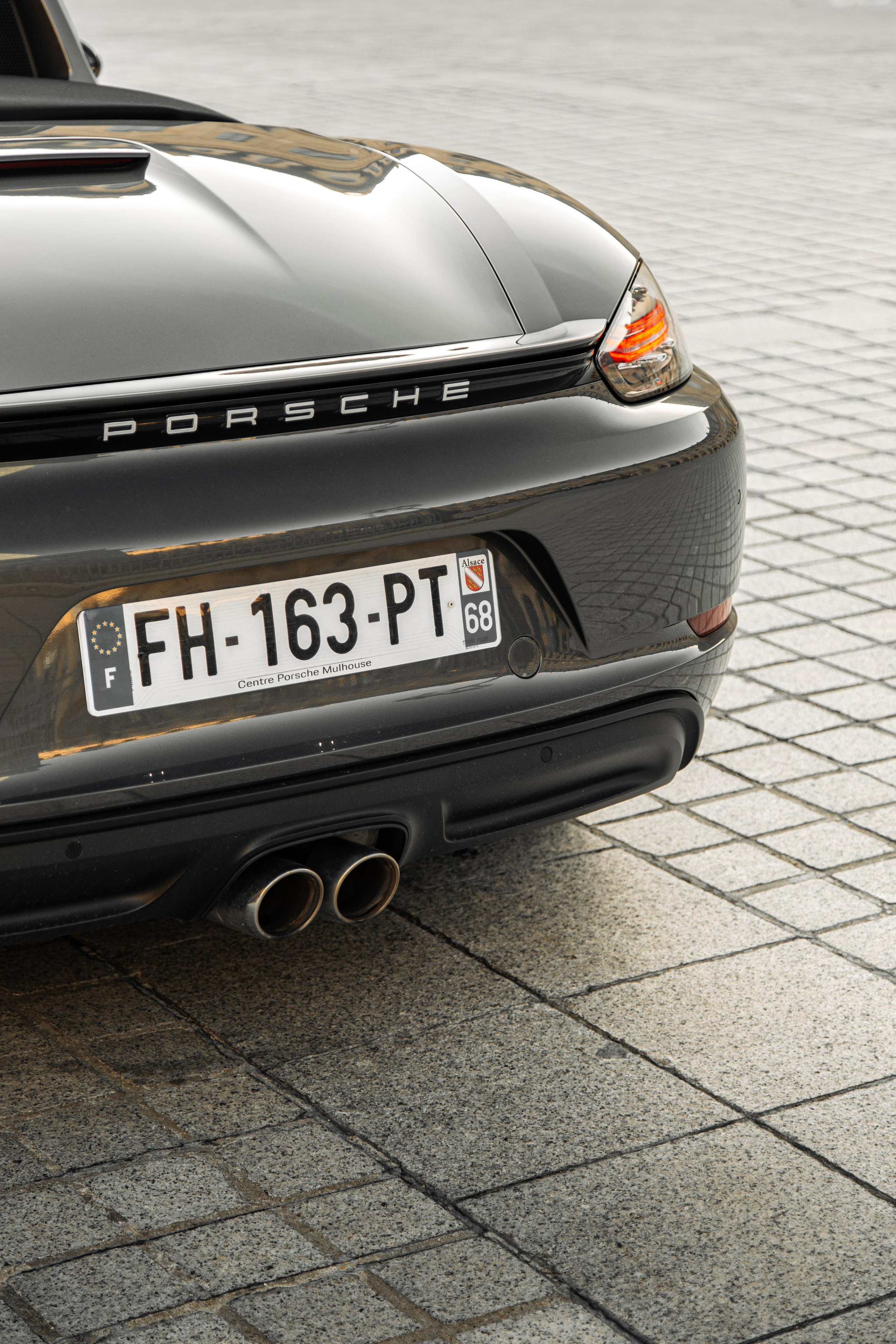 Porsche Boxter. Photographer in Paris — Vitalii Motruk