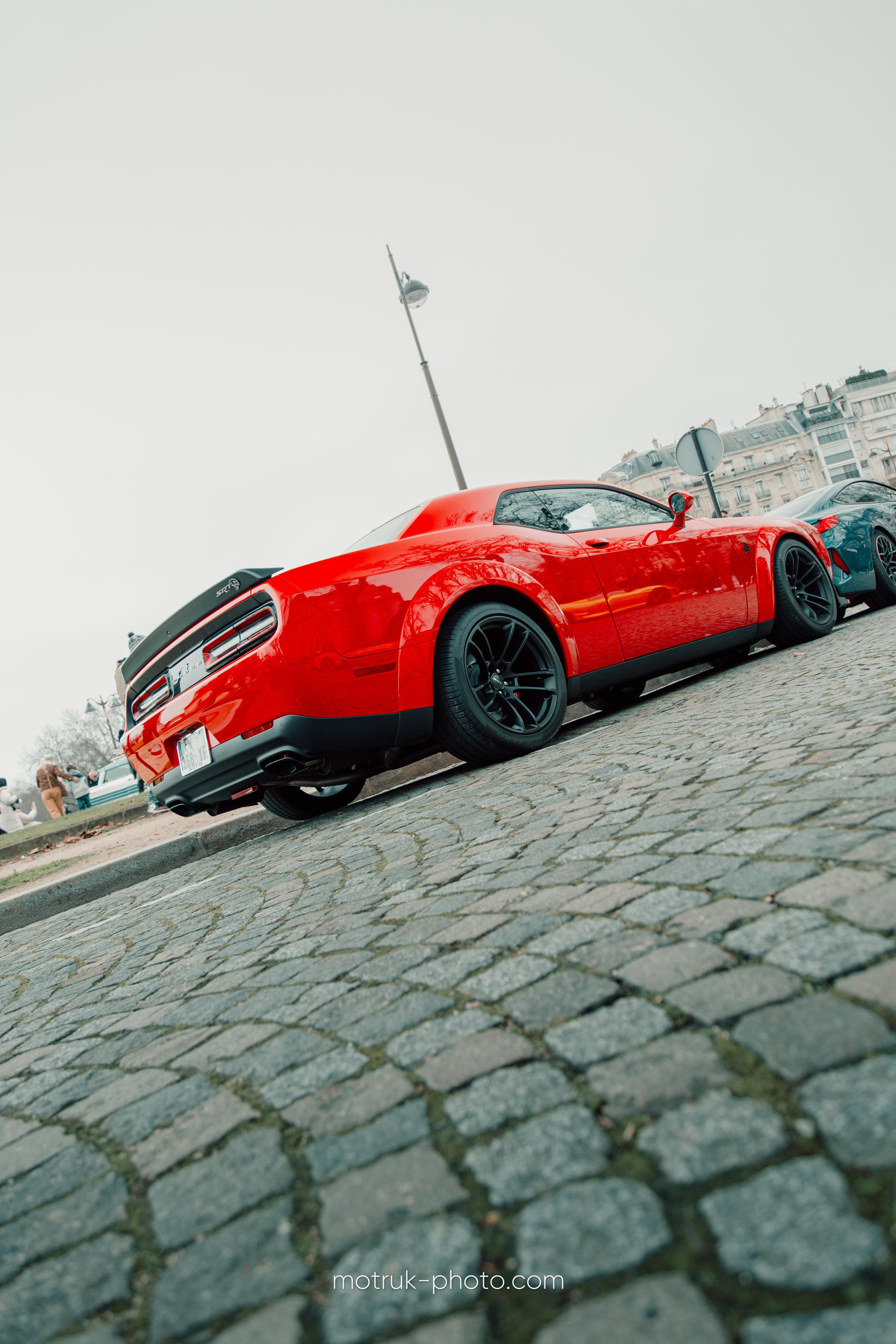 Place Vauban 23 janvier. Photographer in Paris — Vitalii Motruk