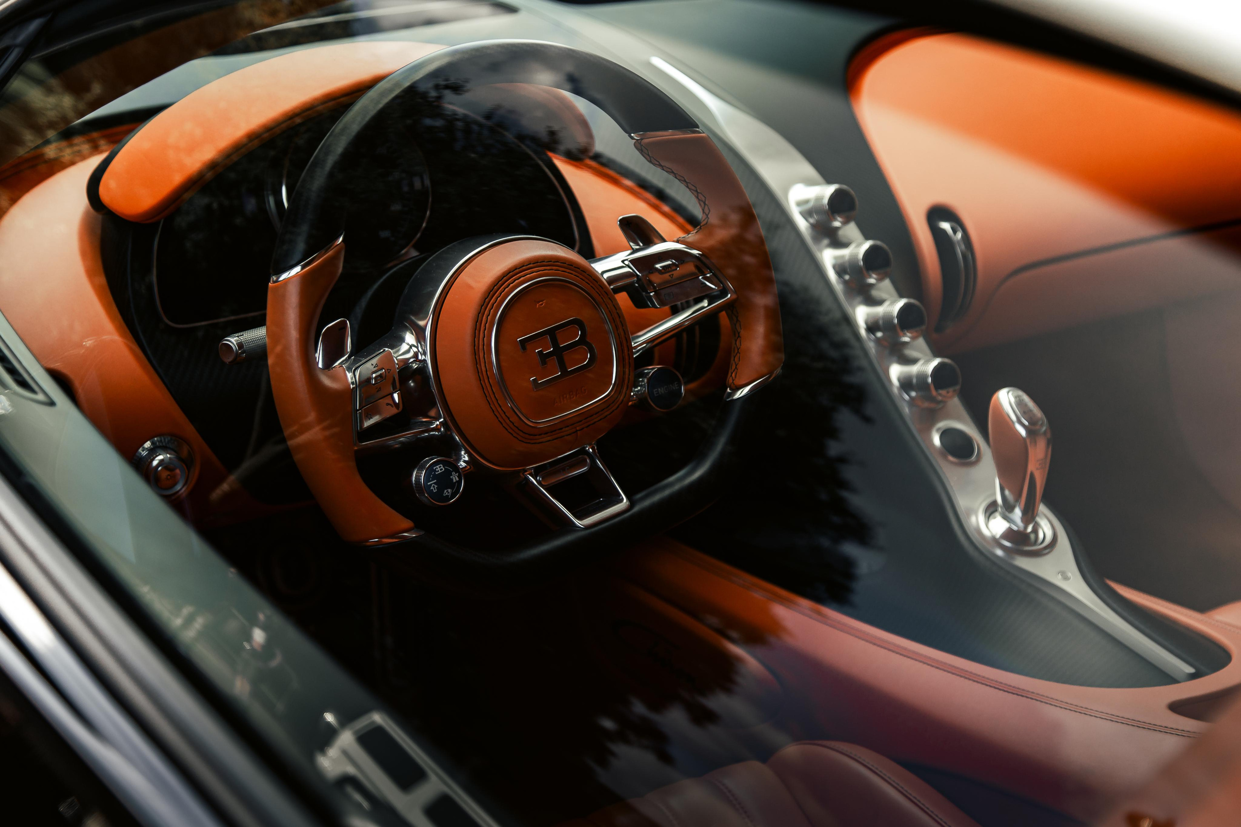 Street photo in Paris. Photographe de voitures à Paris — Vitalii Motruk