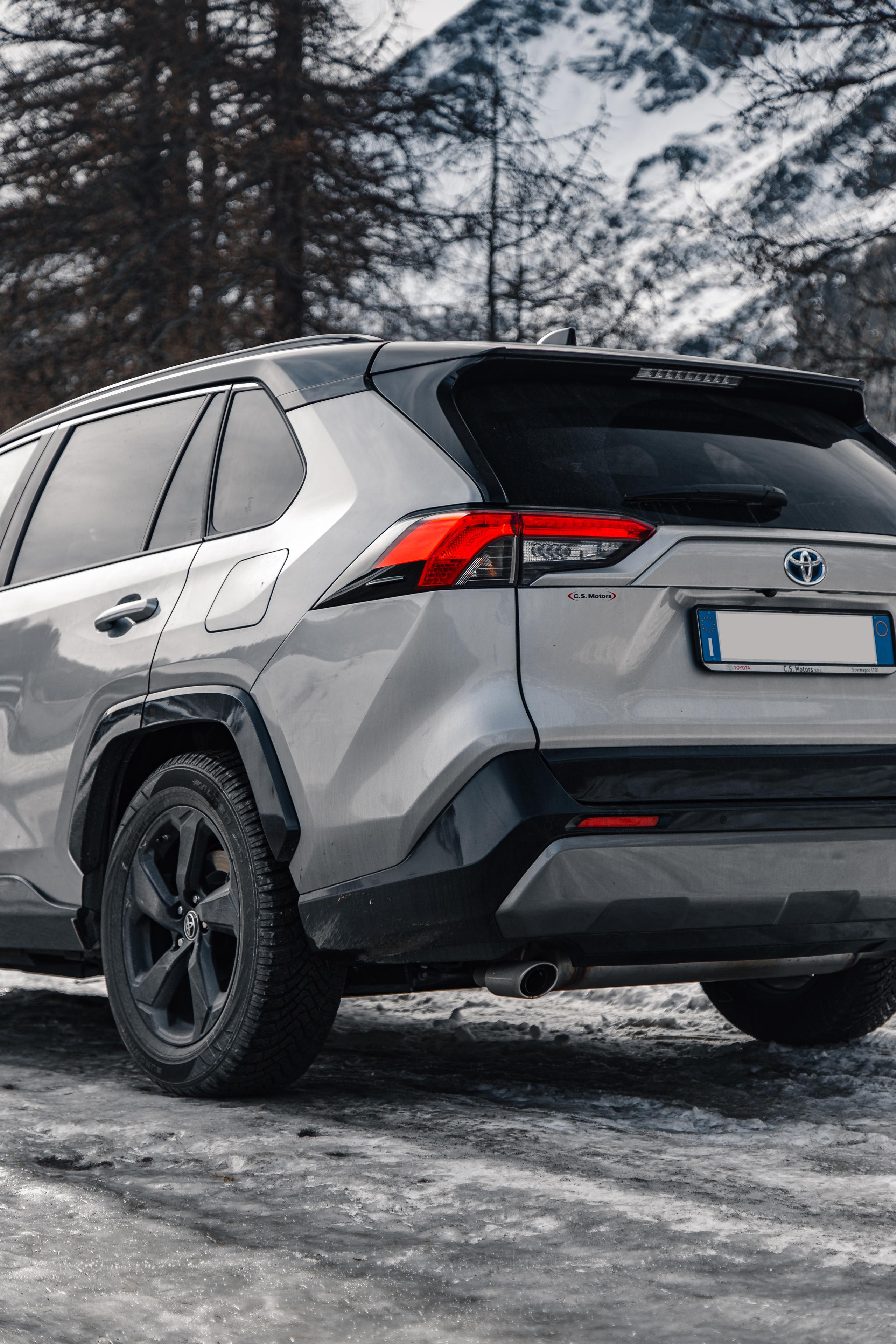 Toyota RAV4. Photographer in Paris — Vitalii Motruk