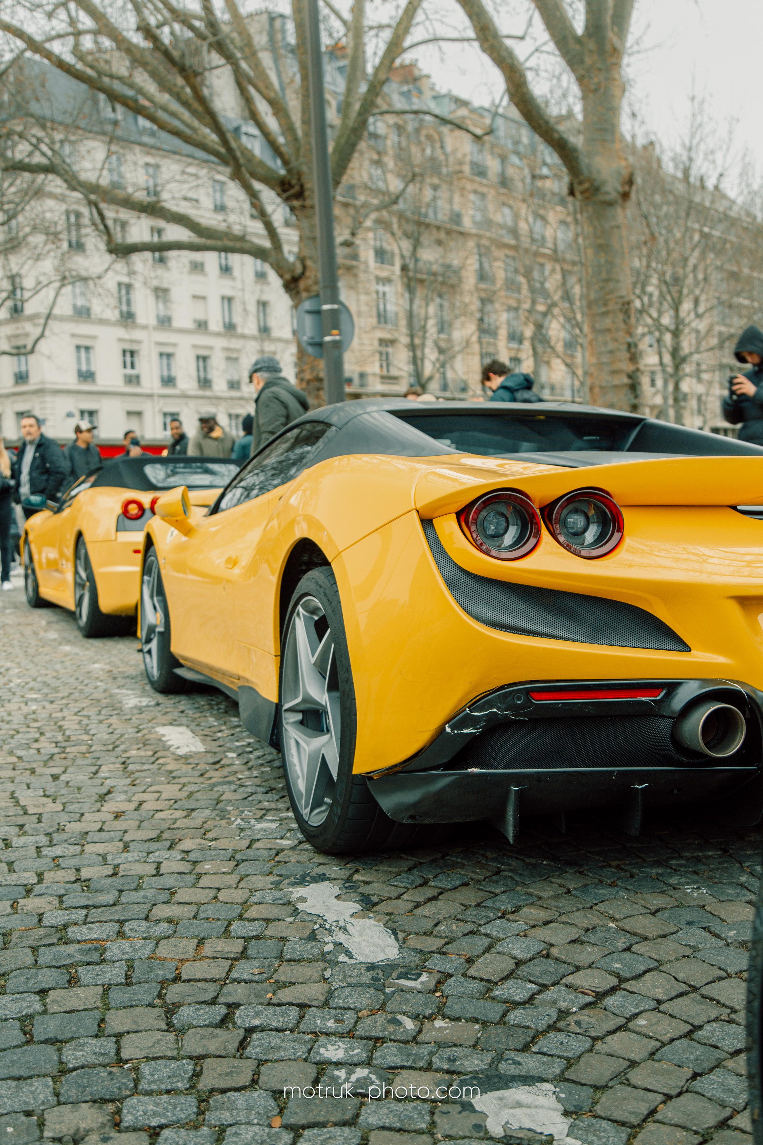 Place Vauban 23 janvier. Photographer in Paris — Vitalii Motruk