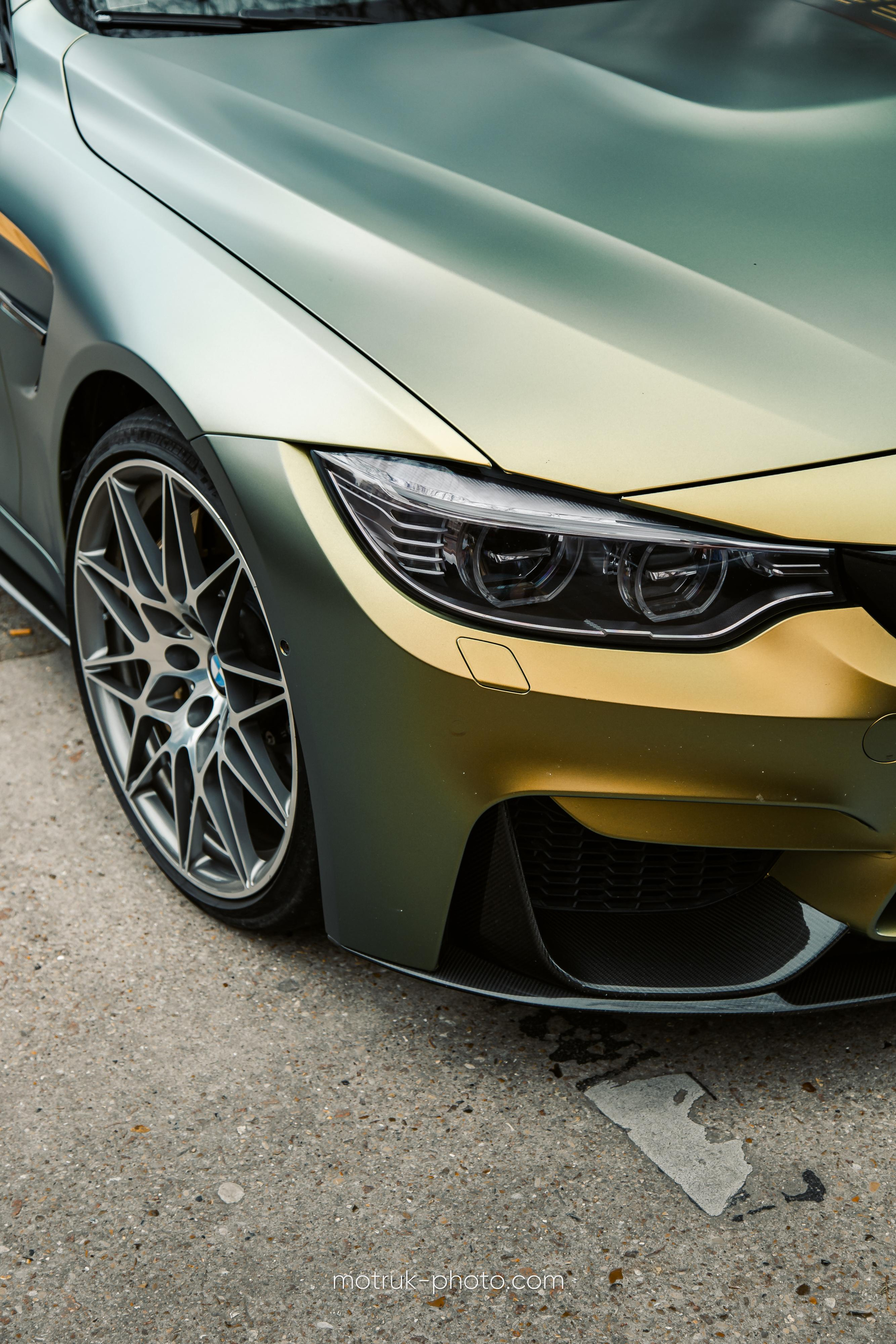 Place Vauban 23 janvier. Photographer in Paris — Vitalii Motruk