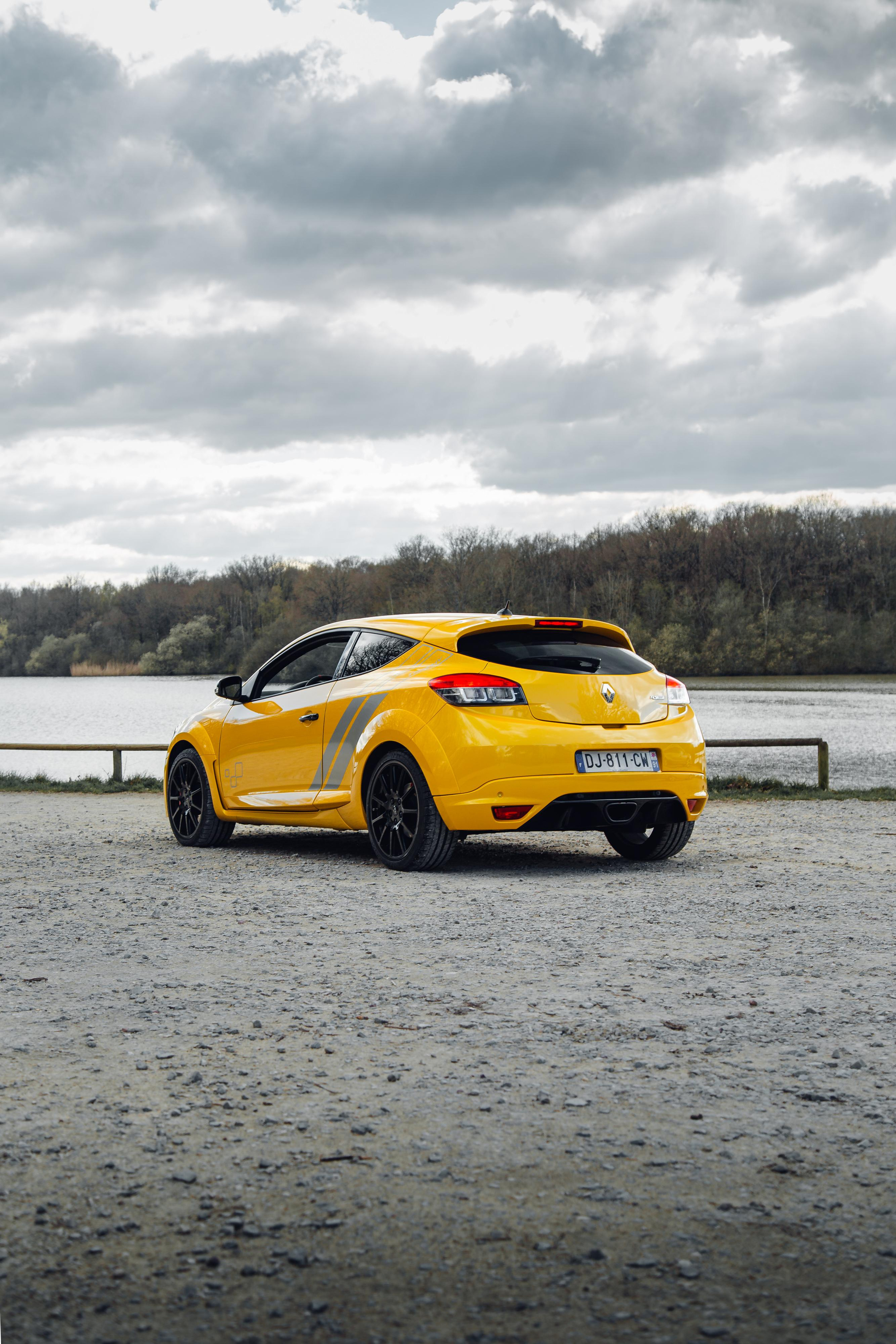Balade avec Renault Sport. Photographer in Paris — Vitalii Motruk