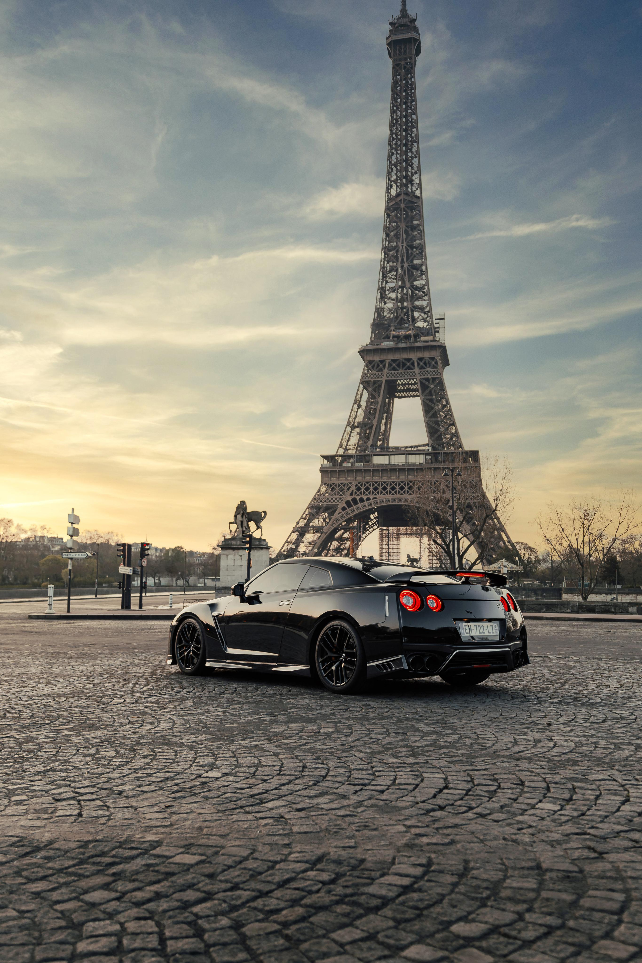 Nissan GT-R R35. Photographe de voitures à Paris — Vitalii Motruk