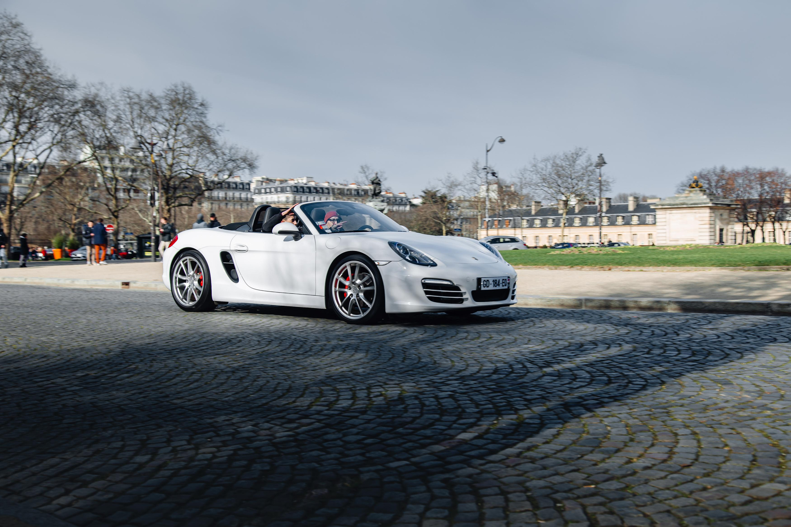 Place Vauban 13 fevrier. Photographer in Paris — Vitalii Motruk