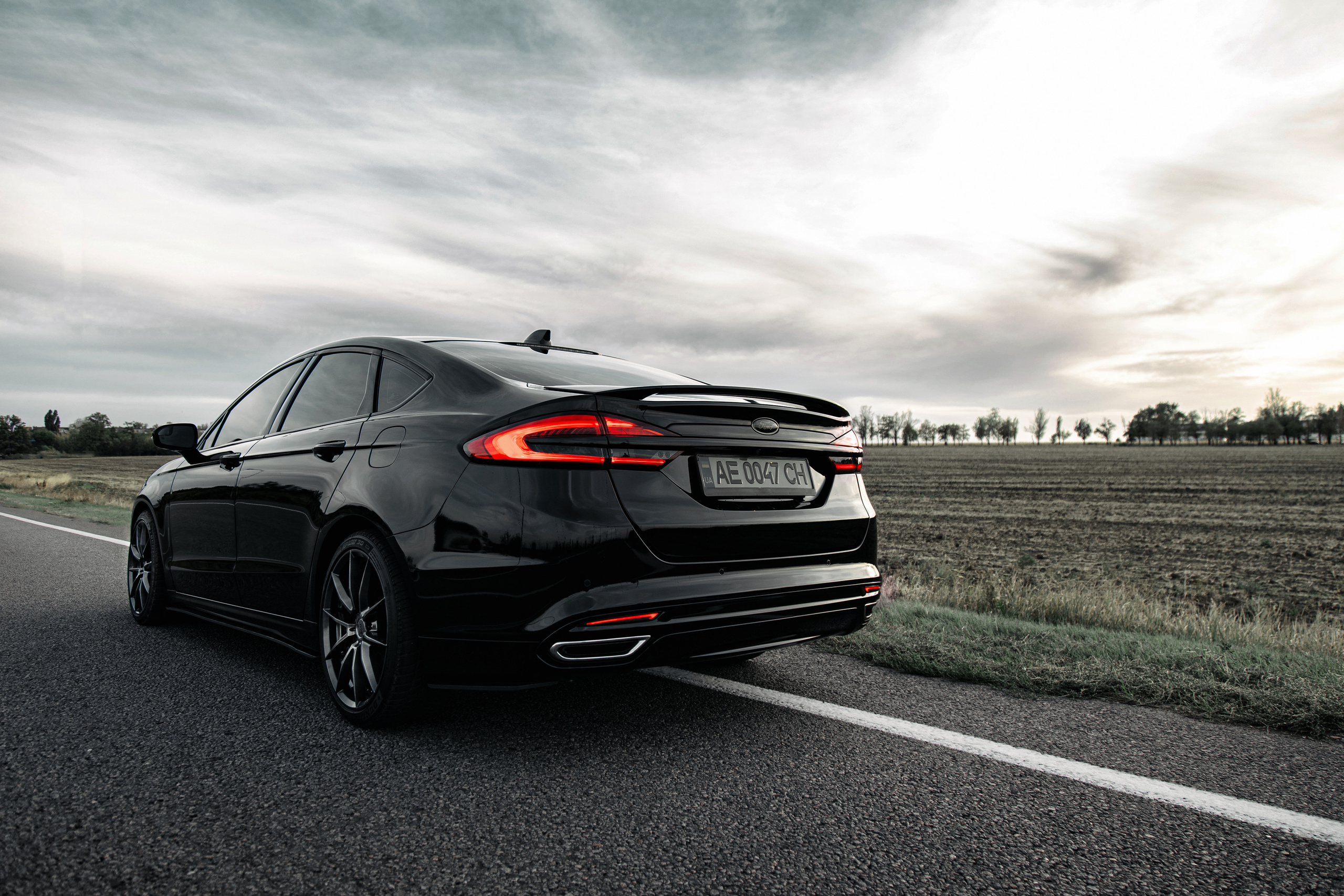 Ford Fusion. Photographer in Paris — Vitalii Motruk