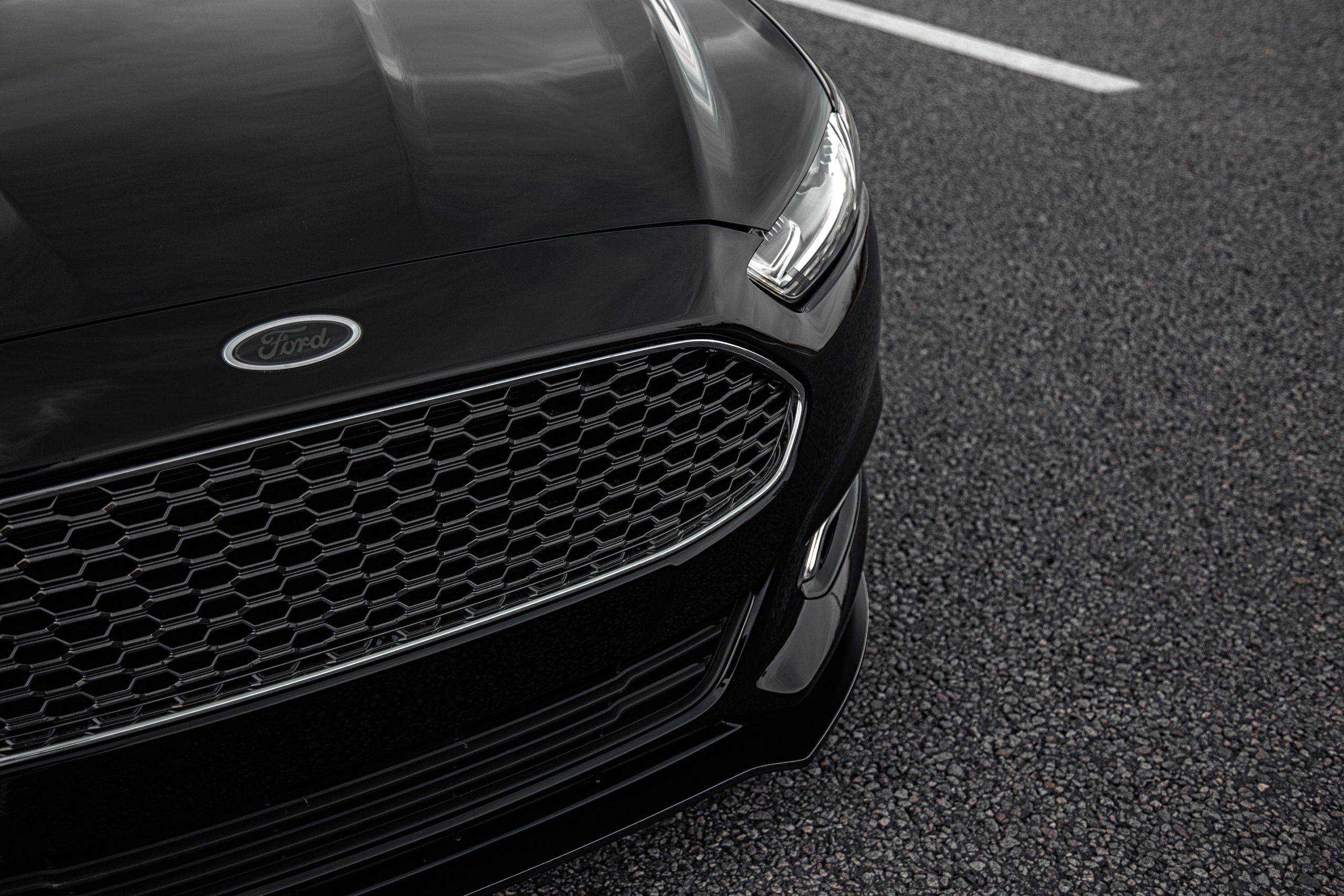 Ford Fusion. Photographer in Paris — Vitalii Motruk