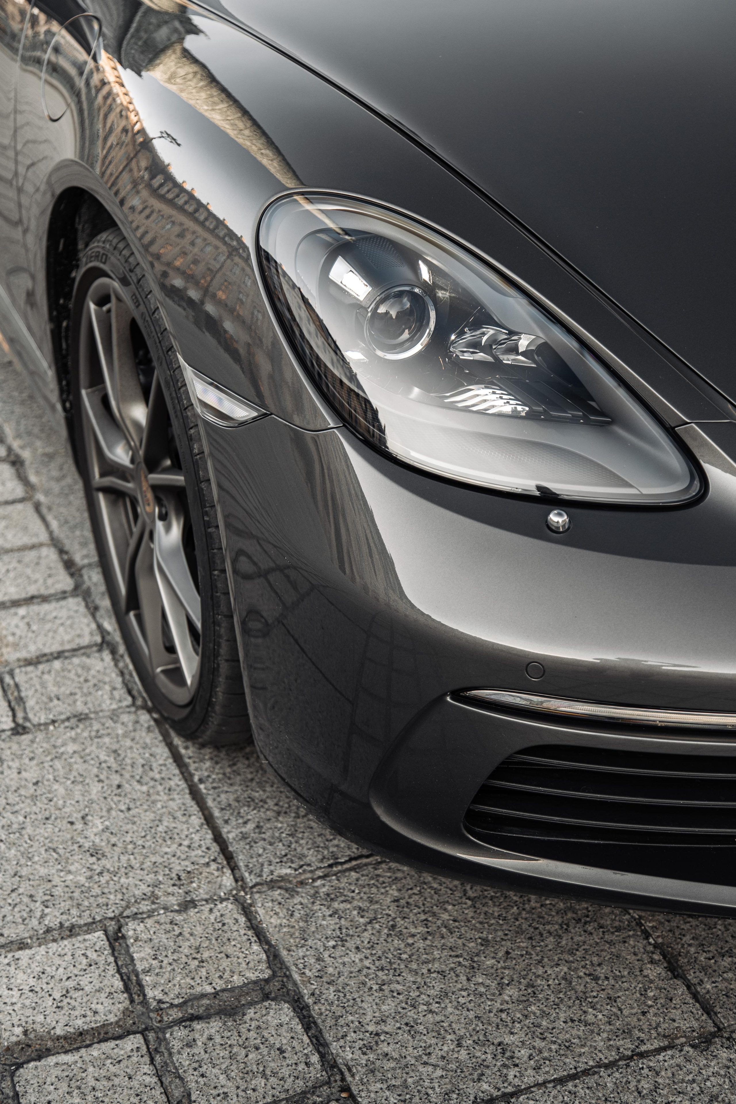 Porsche Boxter. Photographer in Paris — Vitalii Motruk