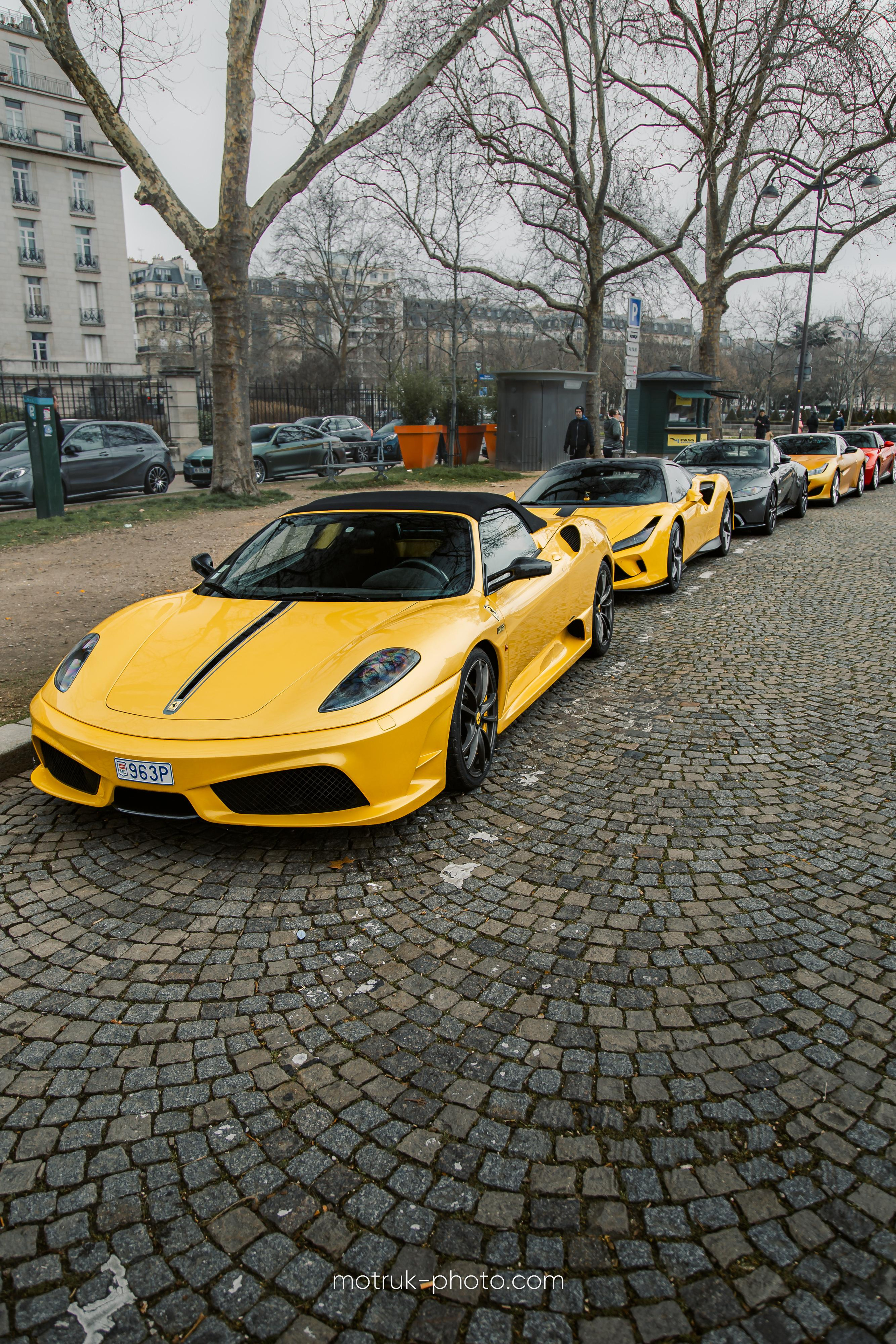 Place Vauban 23 janvier. Photographer in Paris — Vitalii Motruk