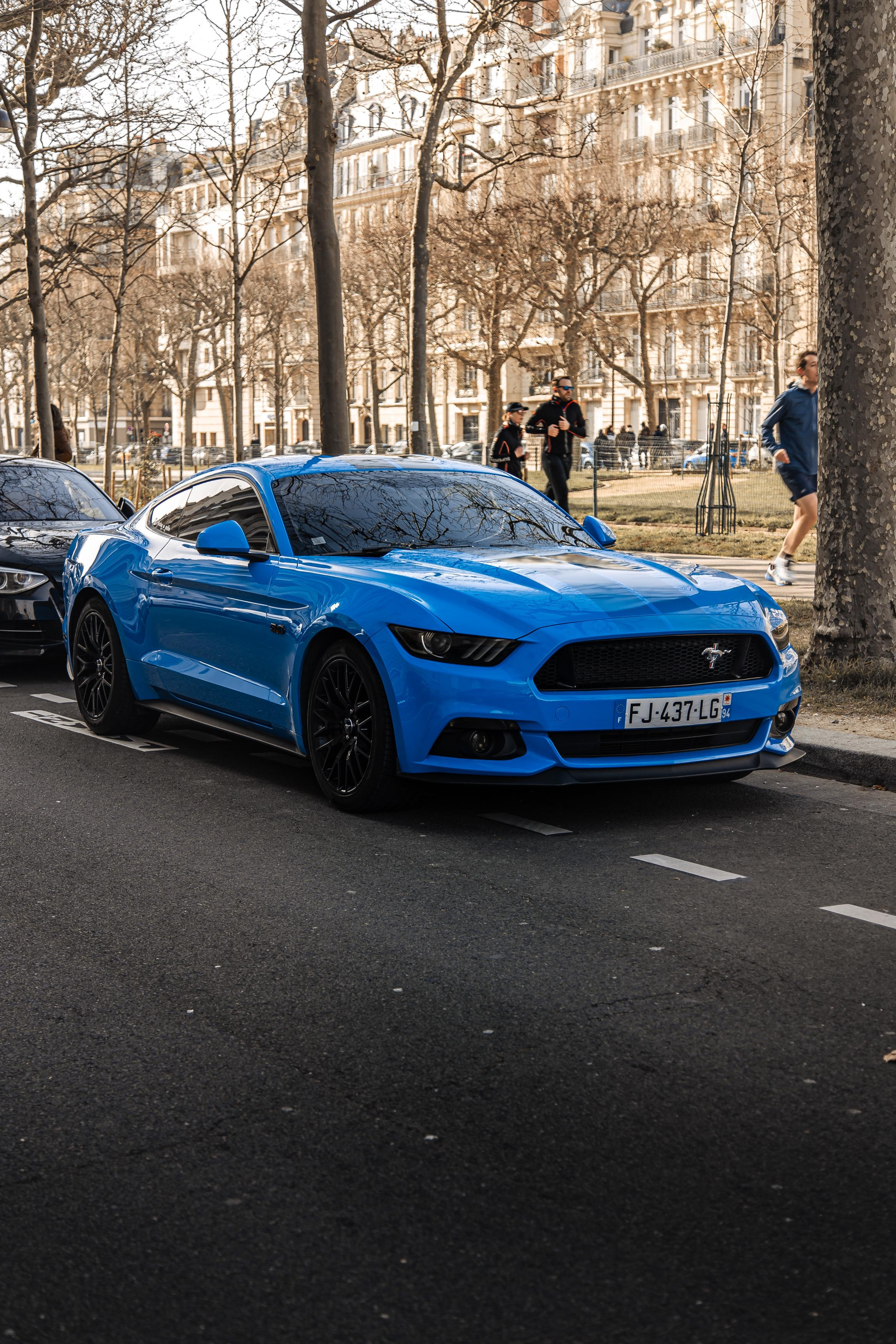 Place Vauban 13 fevrier. Photographer in Paris — Vitalii Motruk