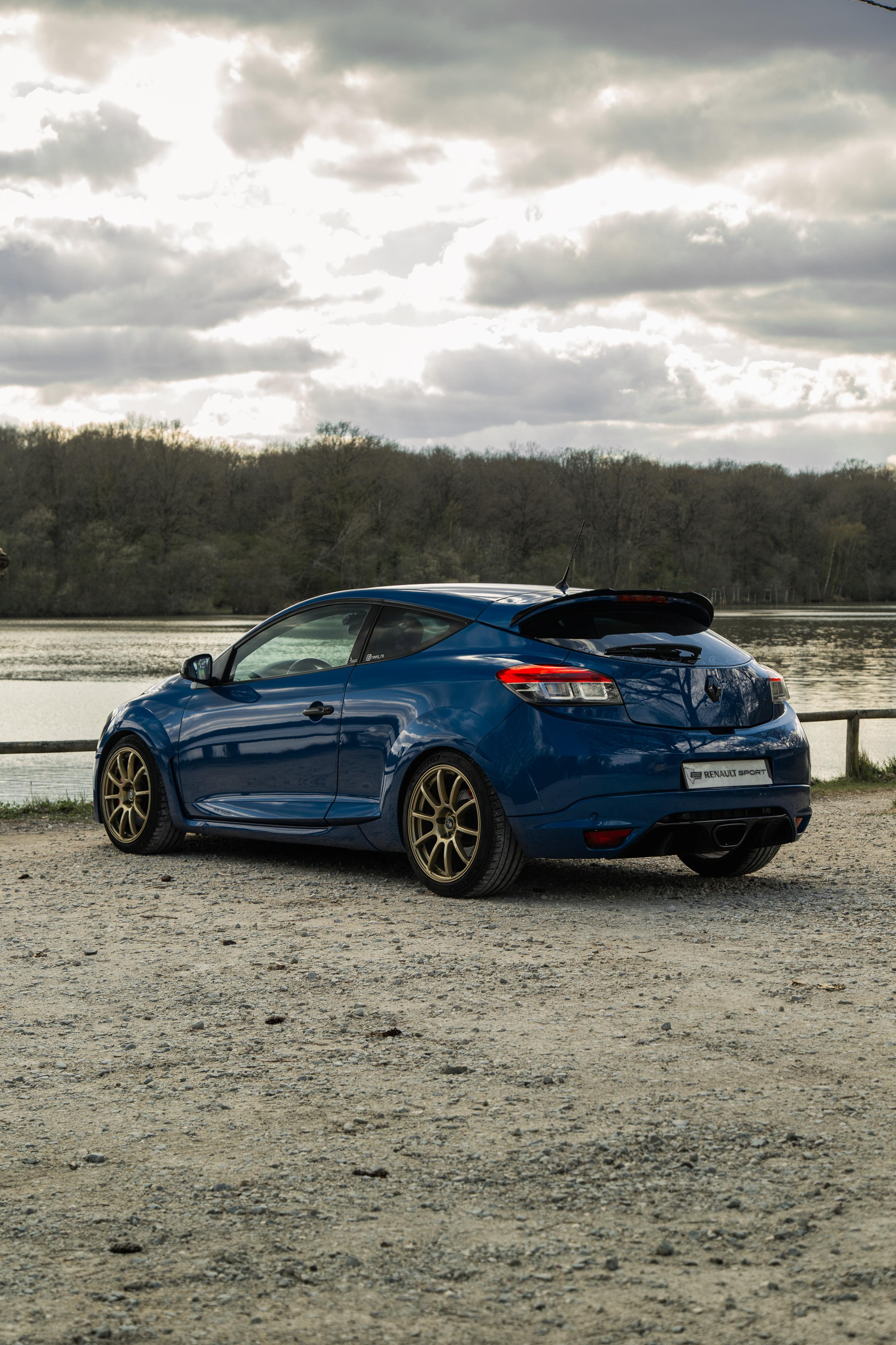 Balade avec Renault Sport. Photographer in Paris — Vitalii Motruk