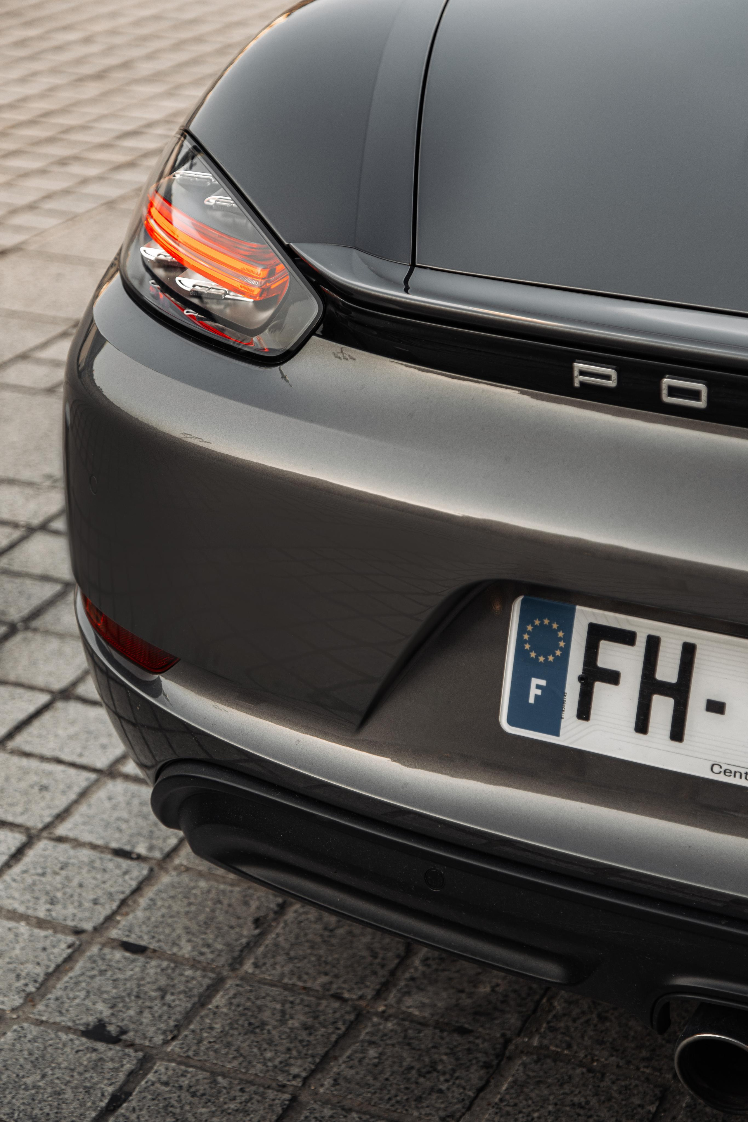 Porsche Boxter. Photographer in Paris — Vitalii Motruk