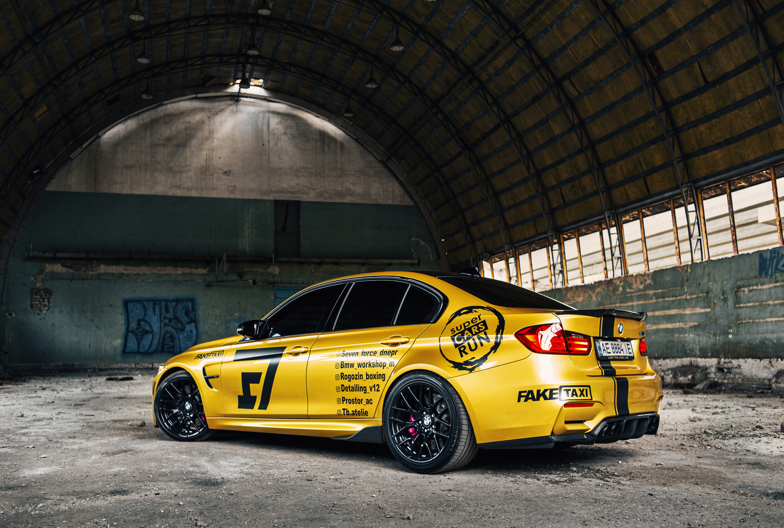 BMW M3. Photographer in Paris — Vitalii Motruk