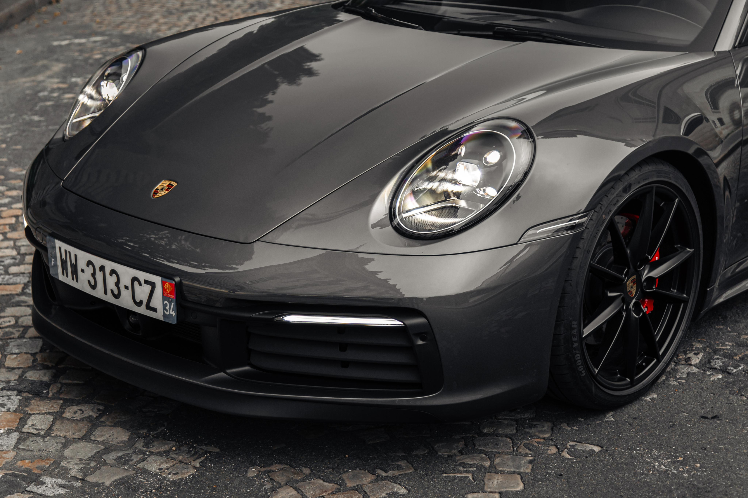 Porsche 911 Carrera S. Photographer in Paris — Vitalii Motruk