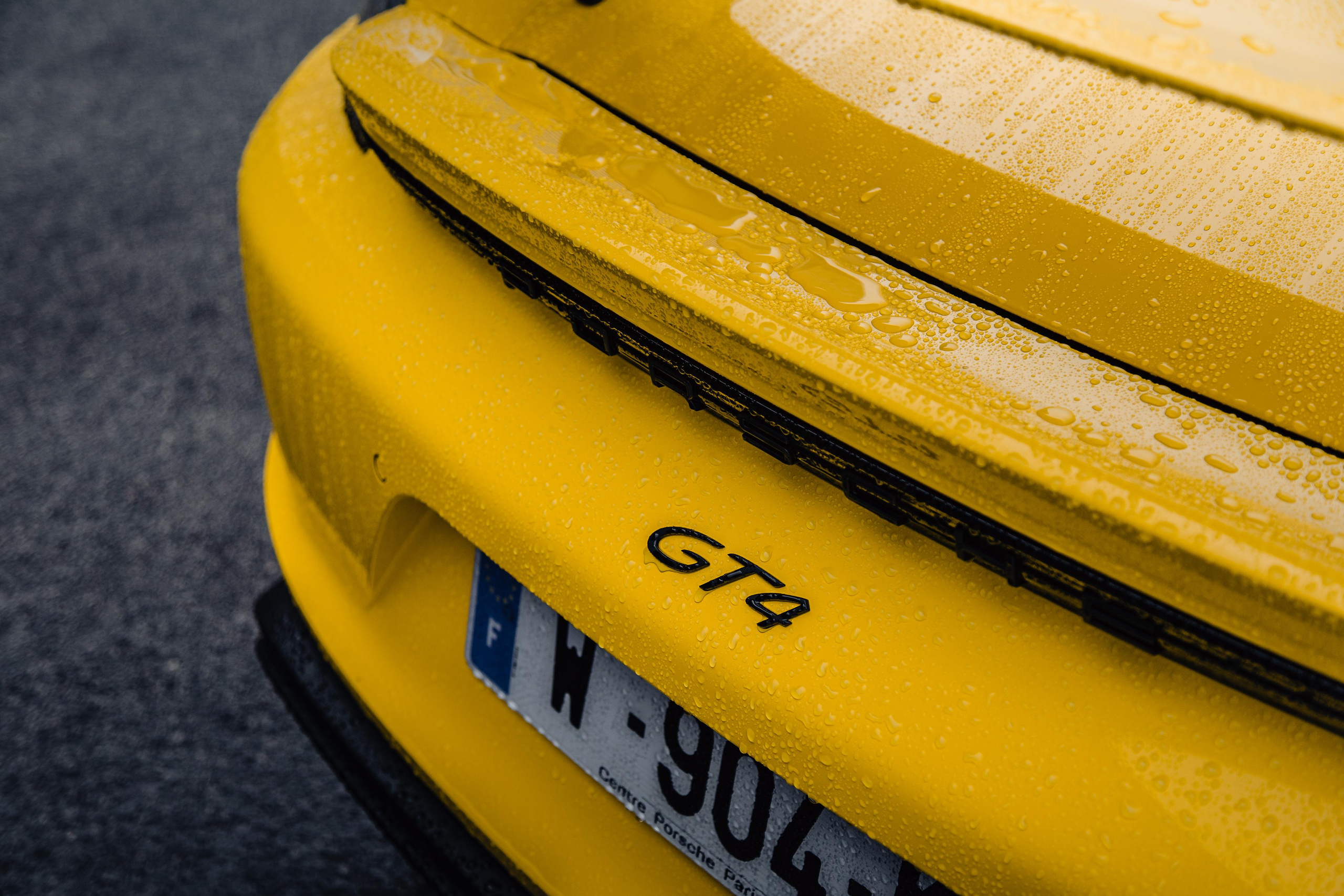 Porsche 718 GT4. Photographer in Paris — Vitalii Motruk
