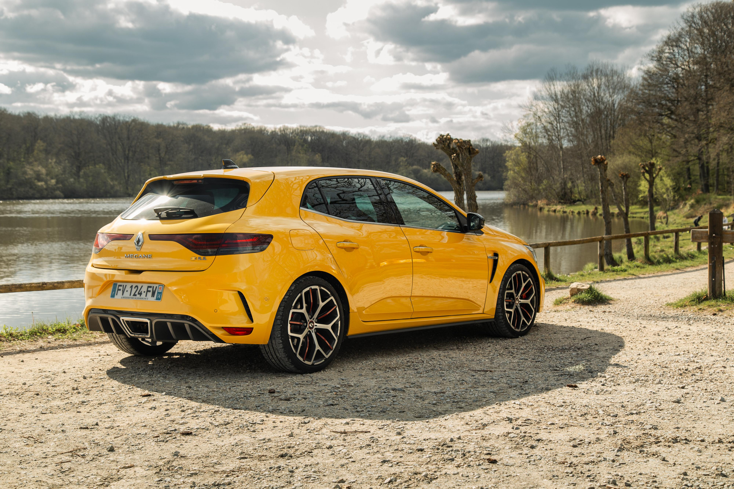 Balade avec Renault Sport. Photographer in Paris — Vitalii Motruk