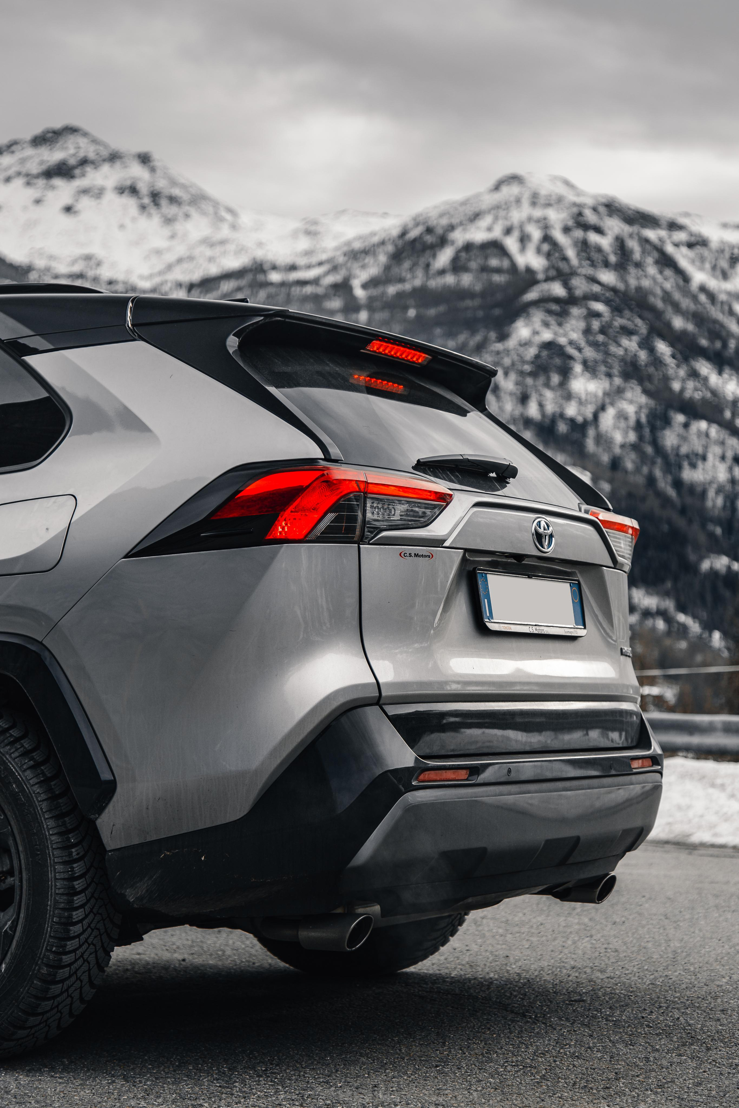 Toyota RAV4. Photographer in Paris — Vitalii Motruk