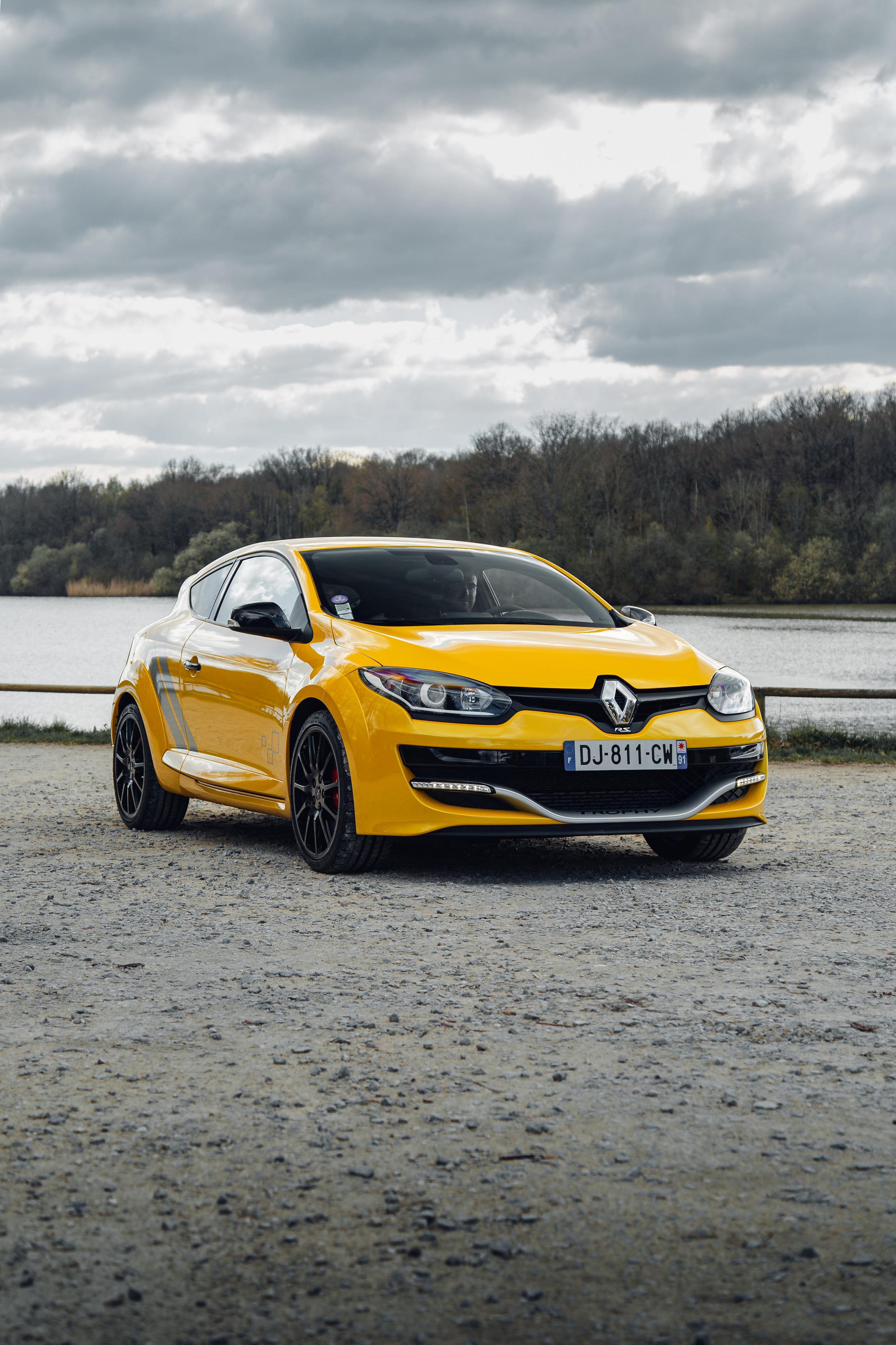 Balade avec Renault Sport. Photographer in Paris — Vitalii Motruk