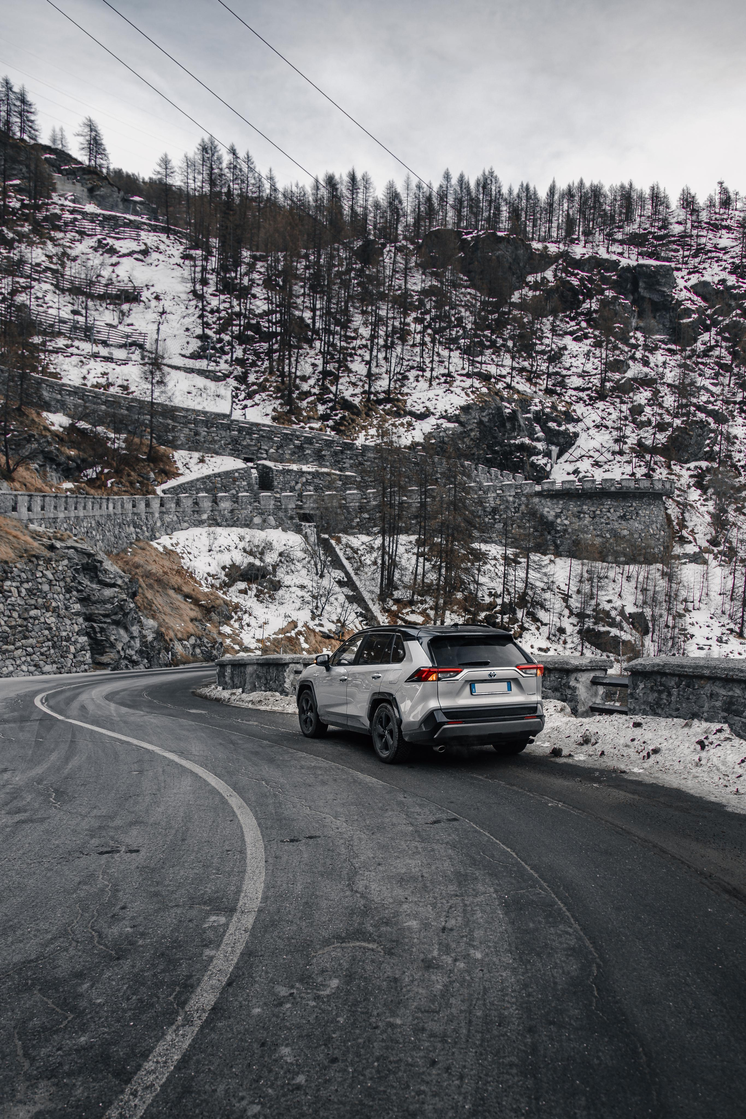 Toyota RAV4. Photographer in Paris — Vitalii Motruk