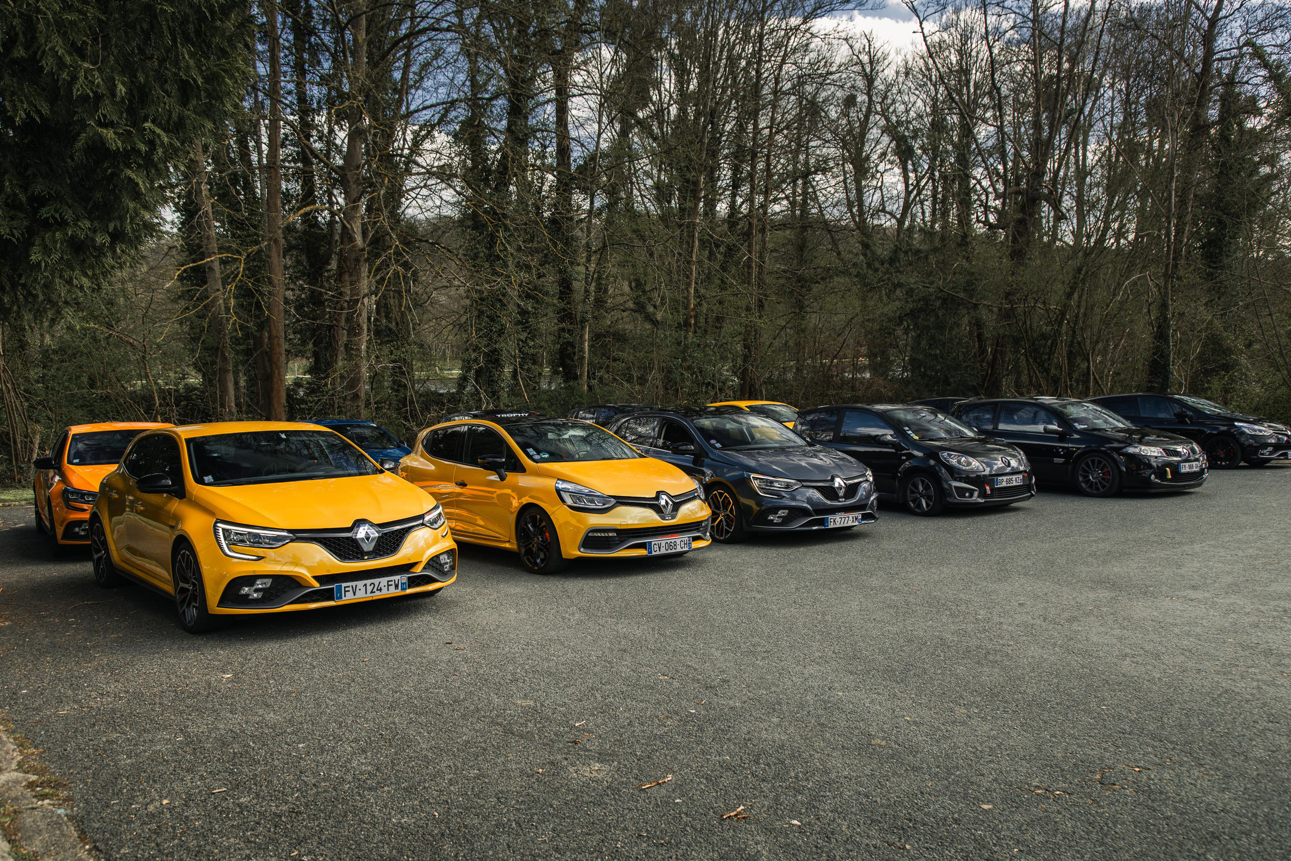 Balade avec Renault Sport. Photographer in Paris — Vitalii Motruk